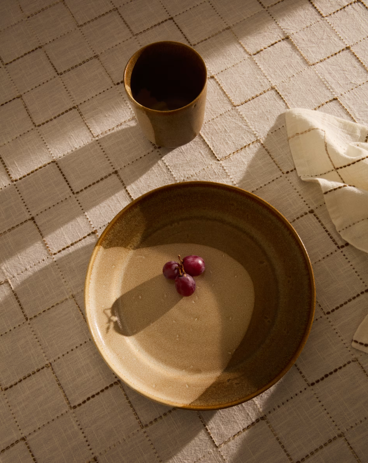 Plat bord NAGOLI bruine keramiek