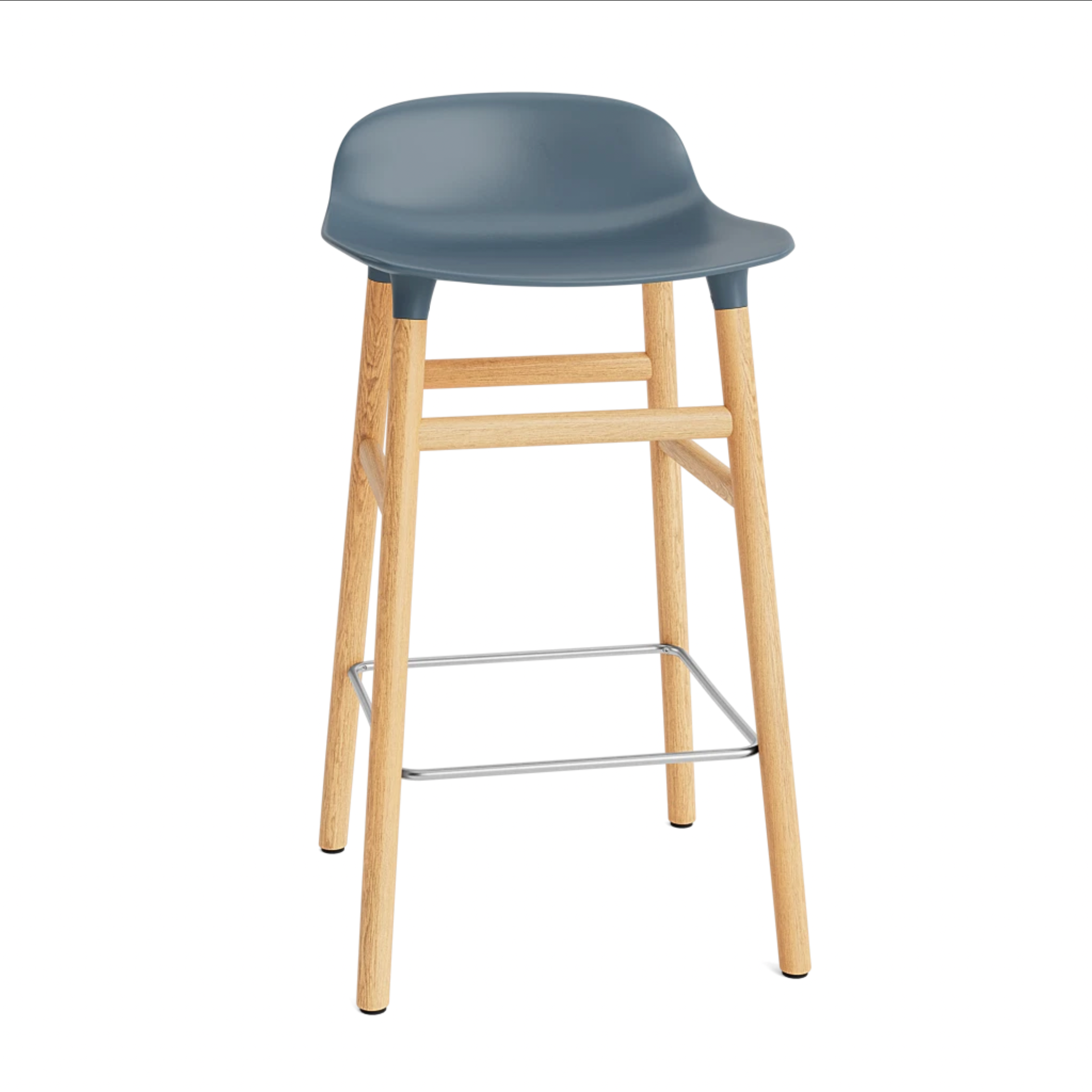 Hocker FORM zeeblauw met eiken basis