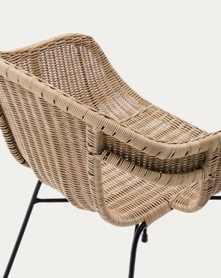 Außenstuhl ELTIERA aus synthetischem Rattan mit Stahlbasis