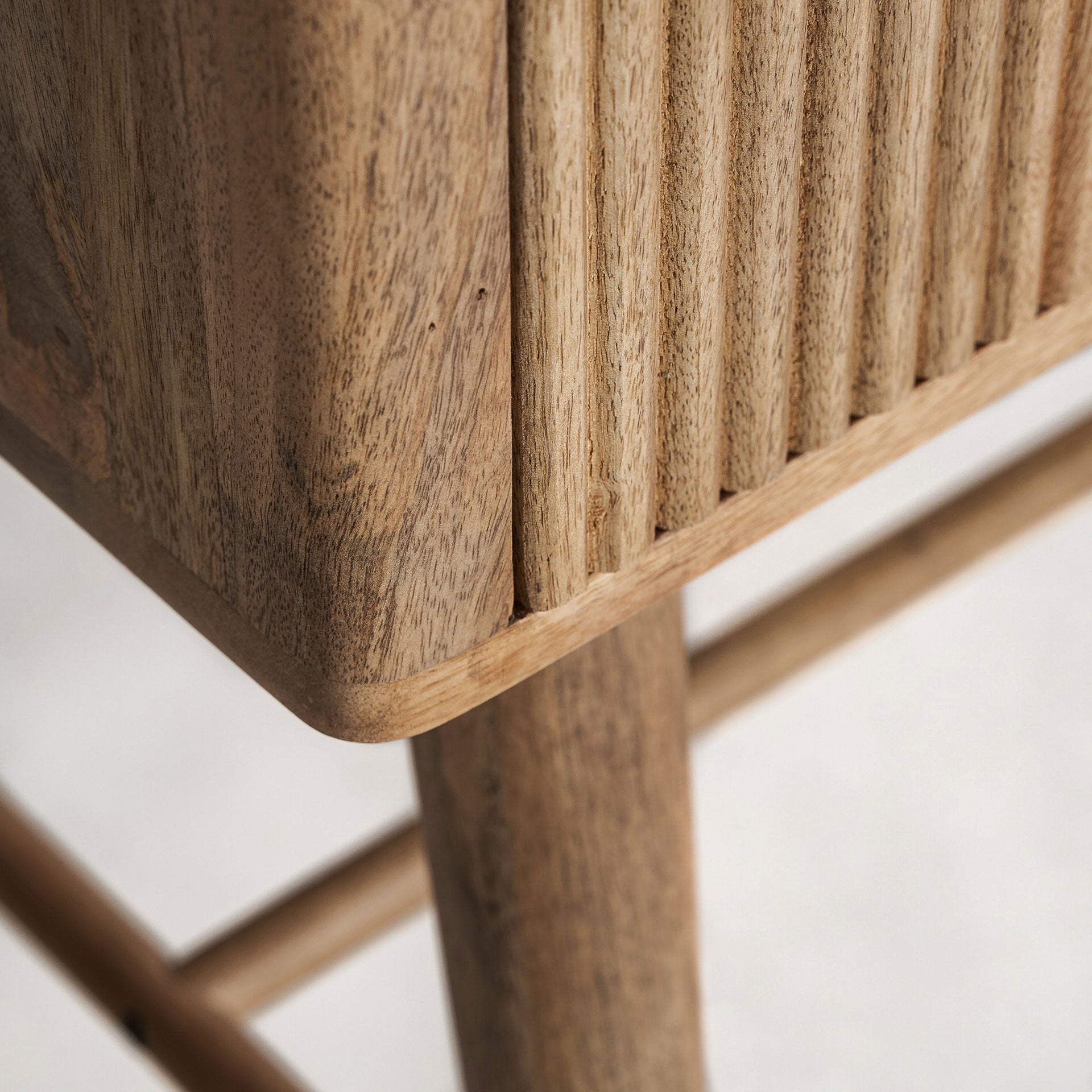 Kast ZERF mango hout