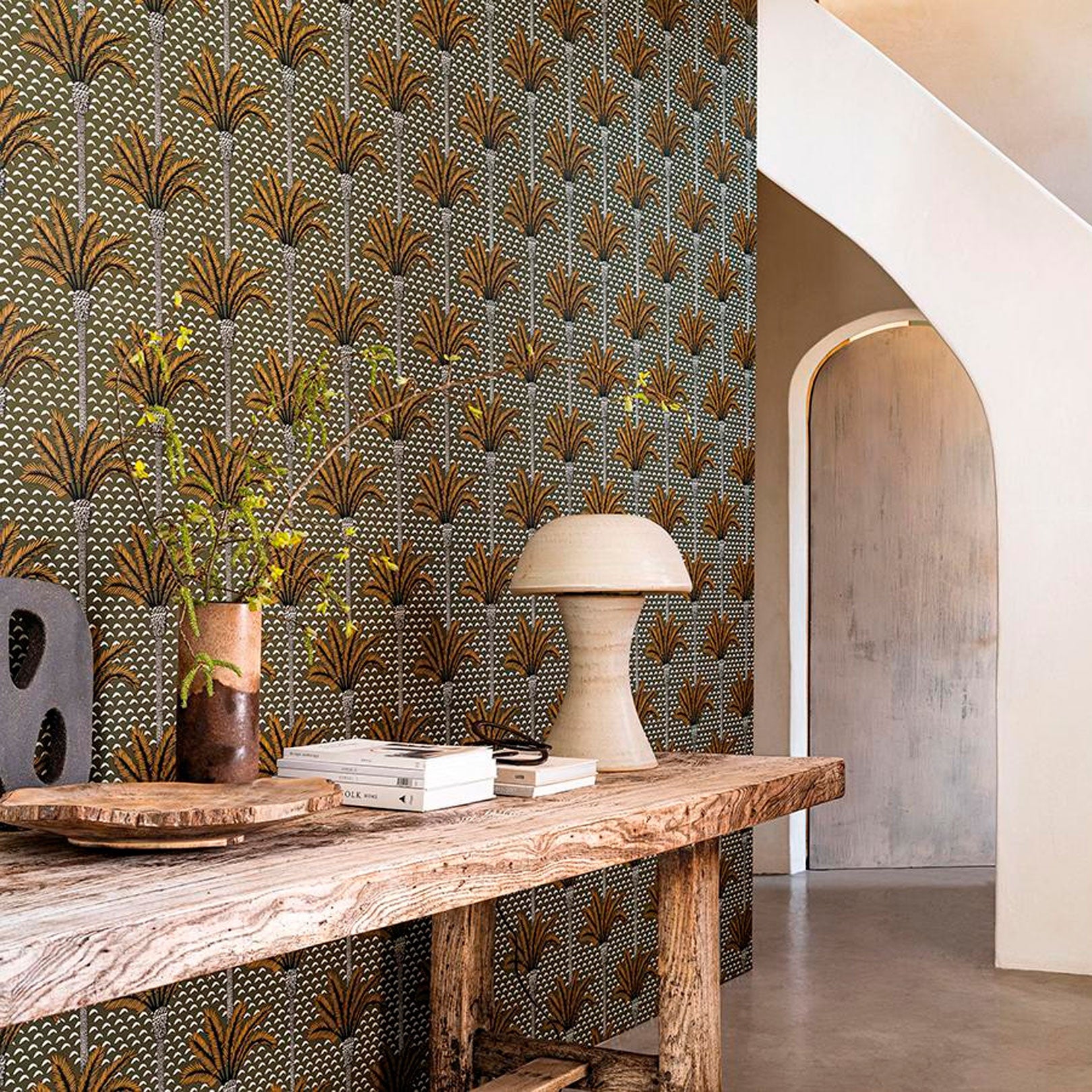 Structuurtapijt met plantenmotief in palmen ATLAS - KAKI khaki