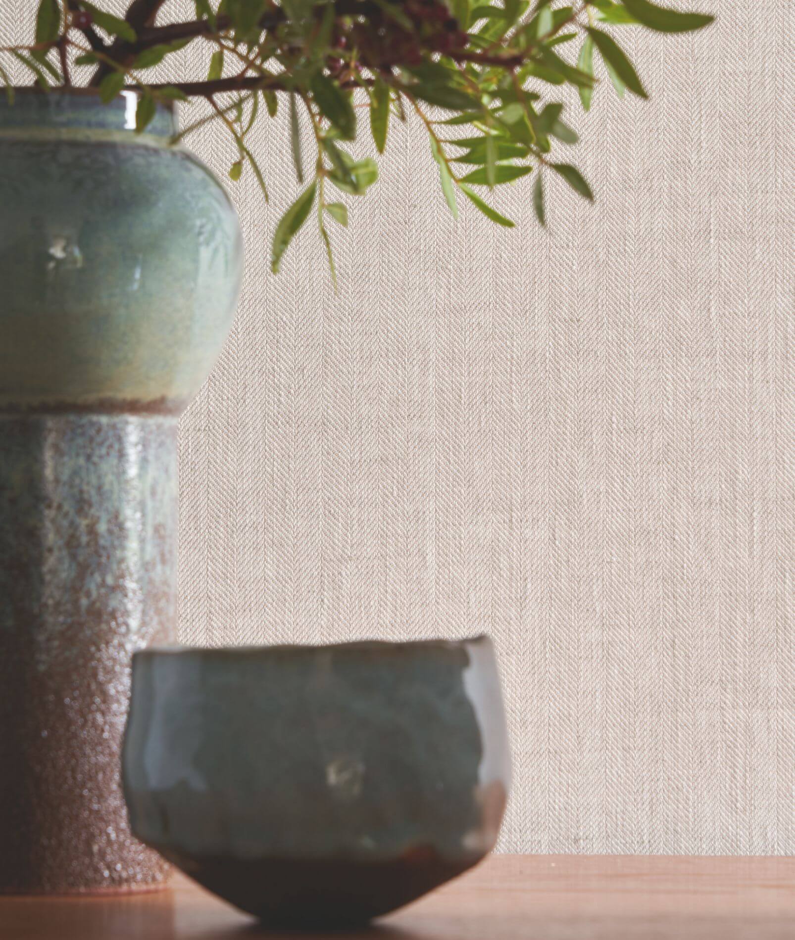 Textured textile wallpaper in herringbone pattern ELFE - IVORY ivory