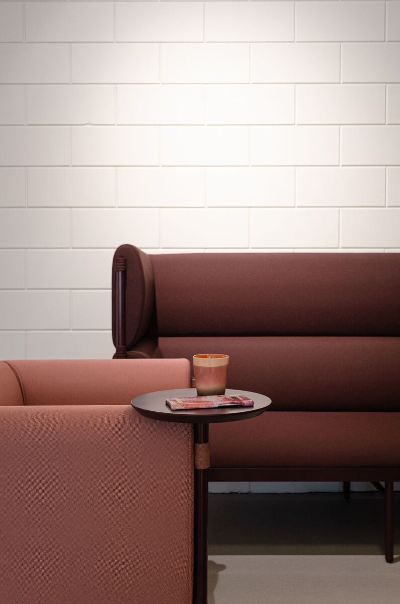 Bank 3-zits hoog STILT gestoffeerd