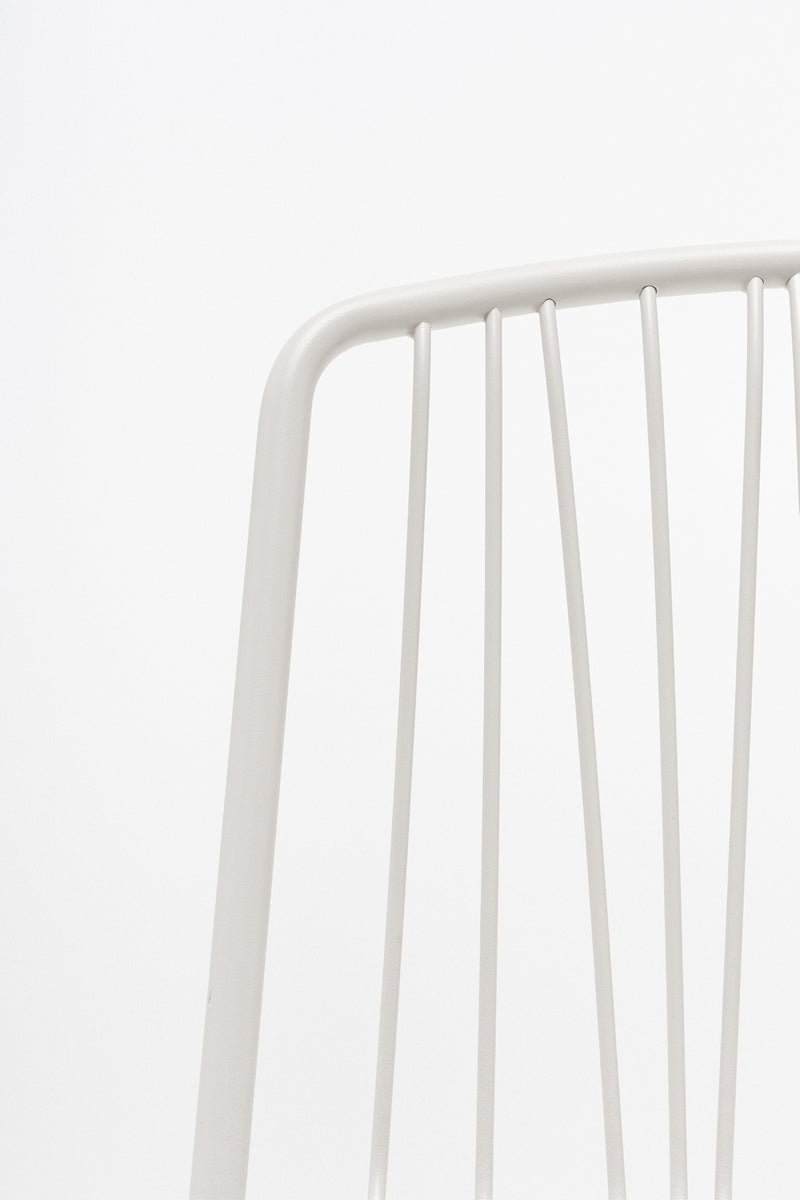 Ein Satz Bris -Stühle verzinkt Stahl