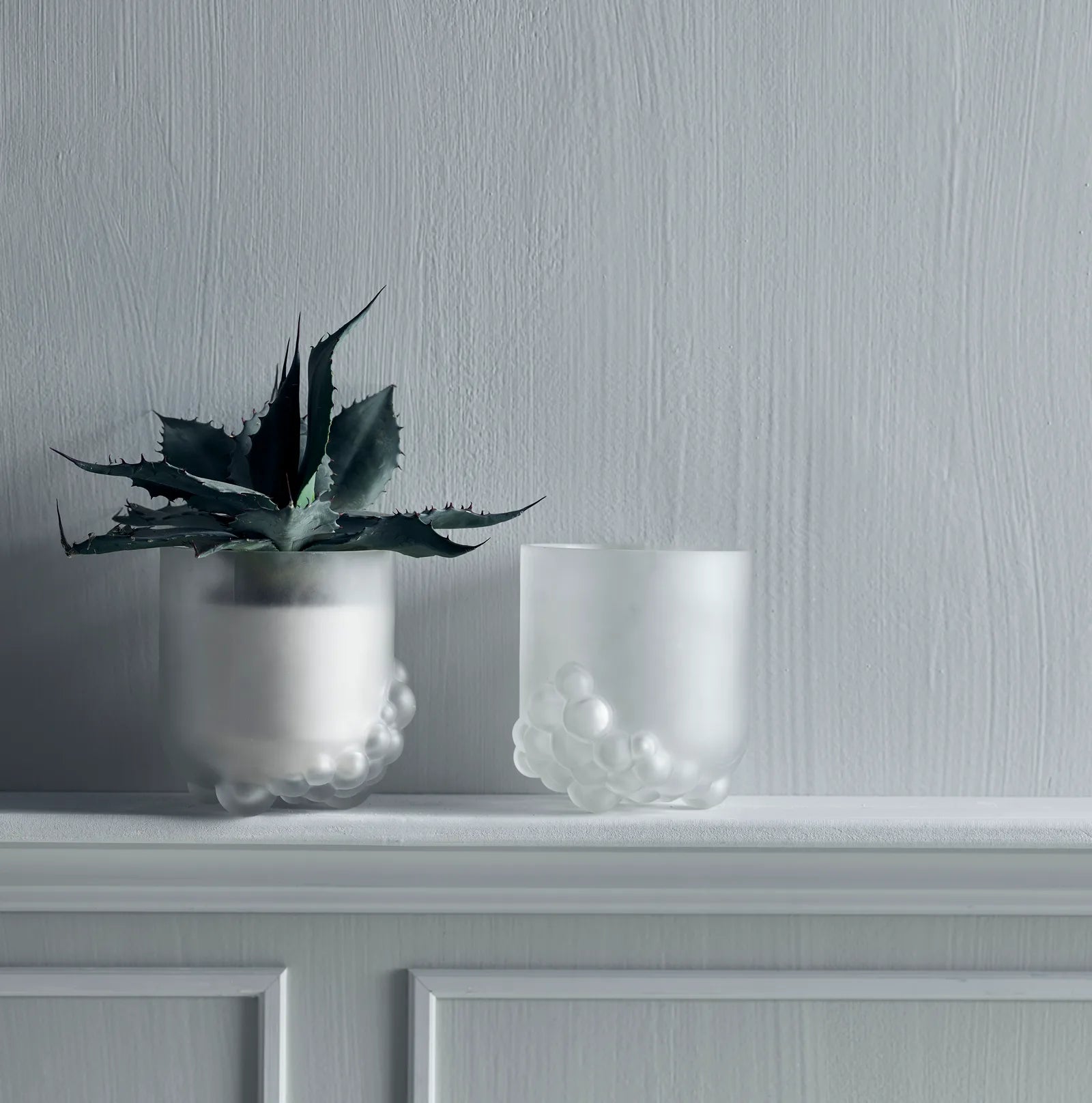 Vase bulk white glass