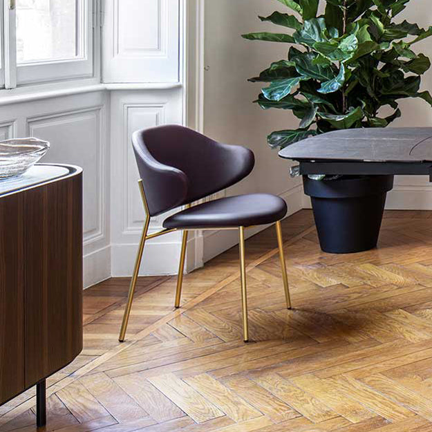 HOLLY upholstered chair with a black wooden base