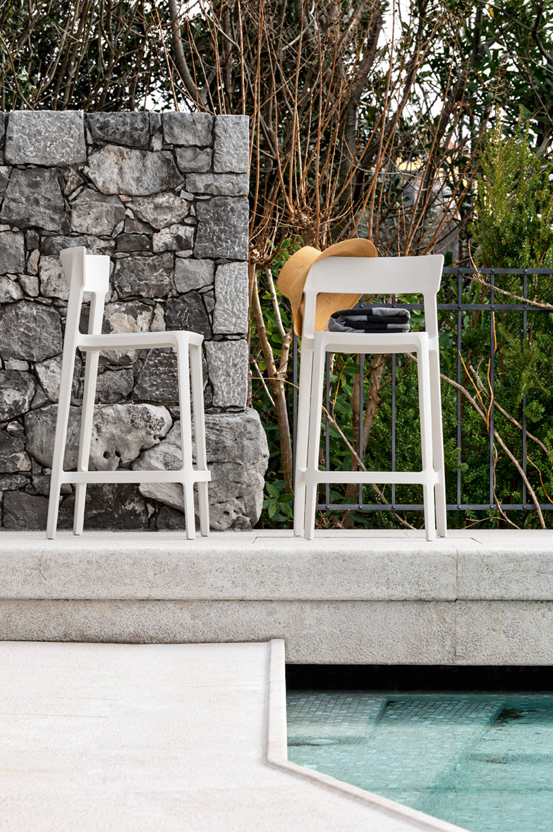 SKIN taupe bar stool