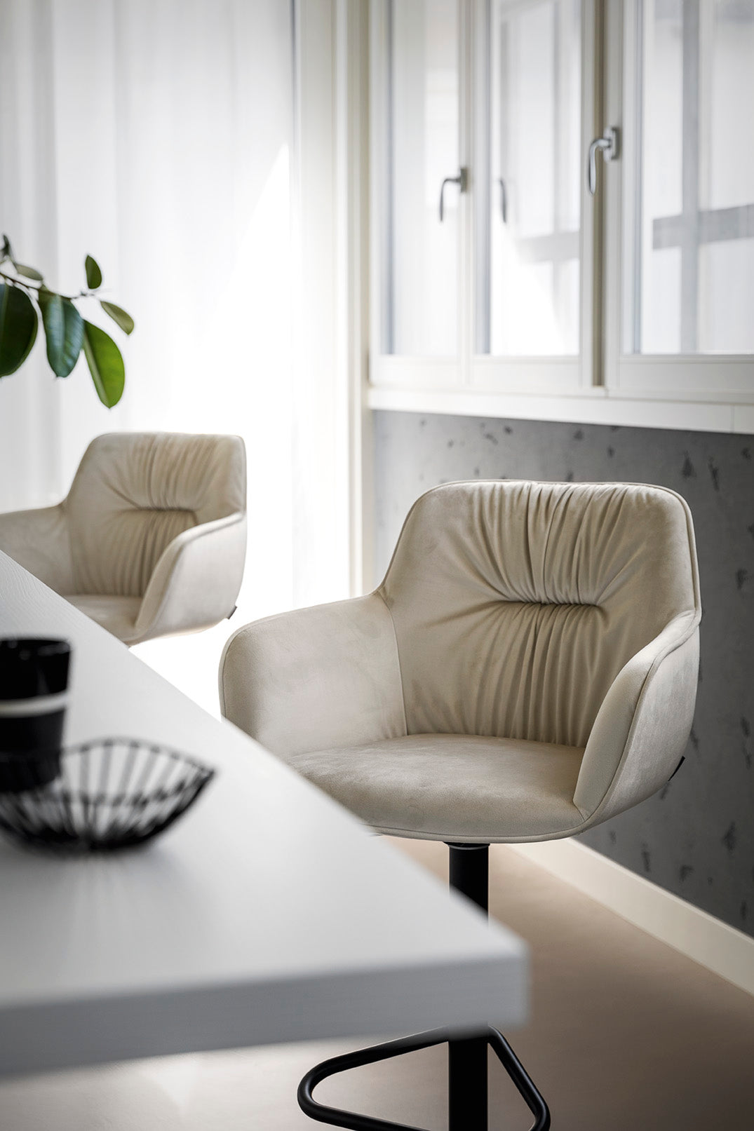 Polsterbarer COCOON-Stuhl