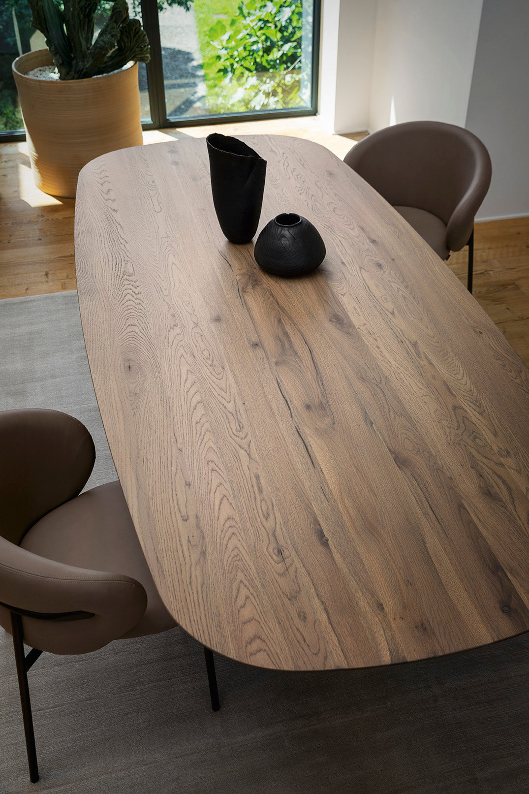 TWINS Table with Wooden Top and Black Base