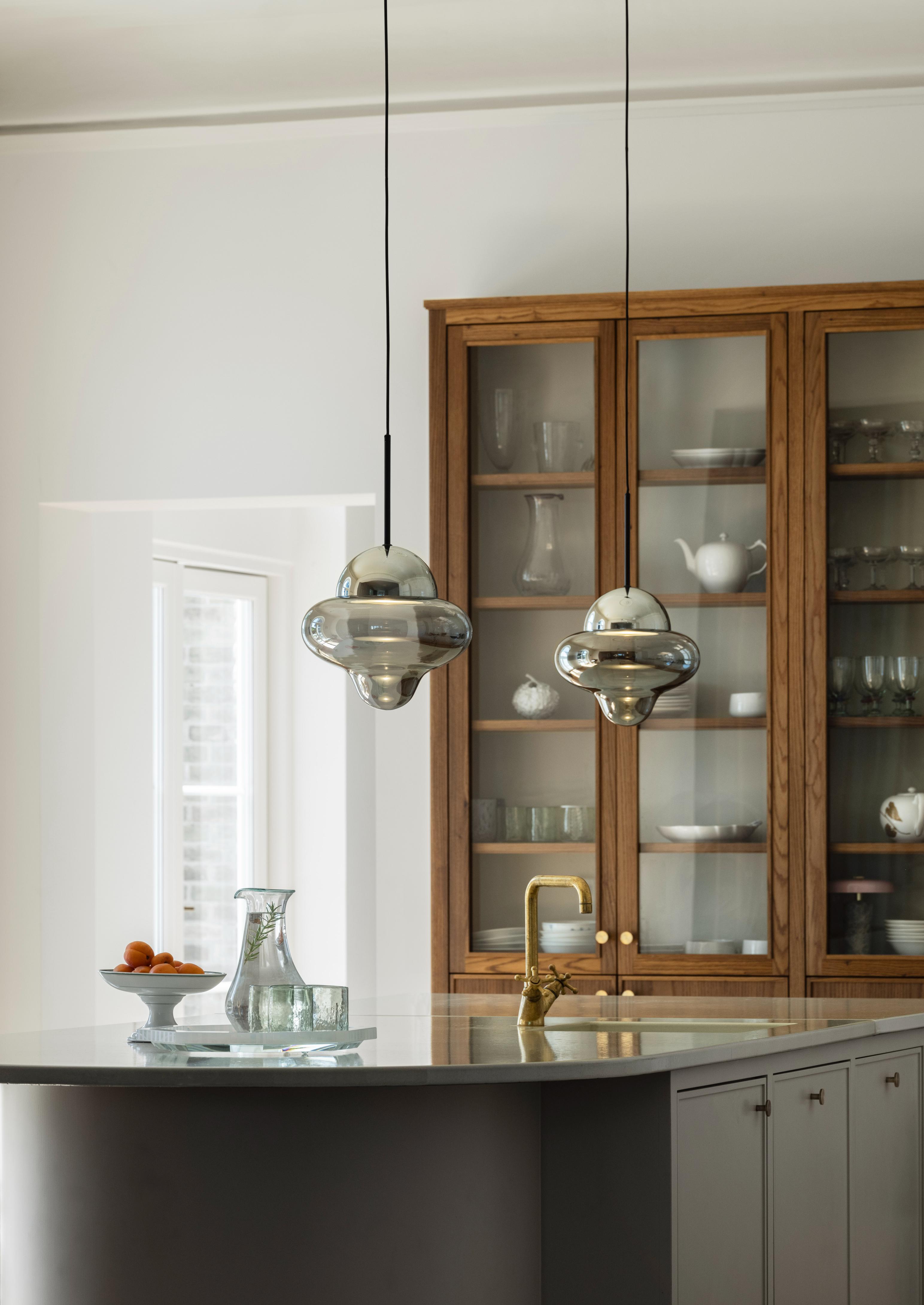 Pendelleuchte NUTTY rauchglas mit silbernem Finish