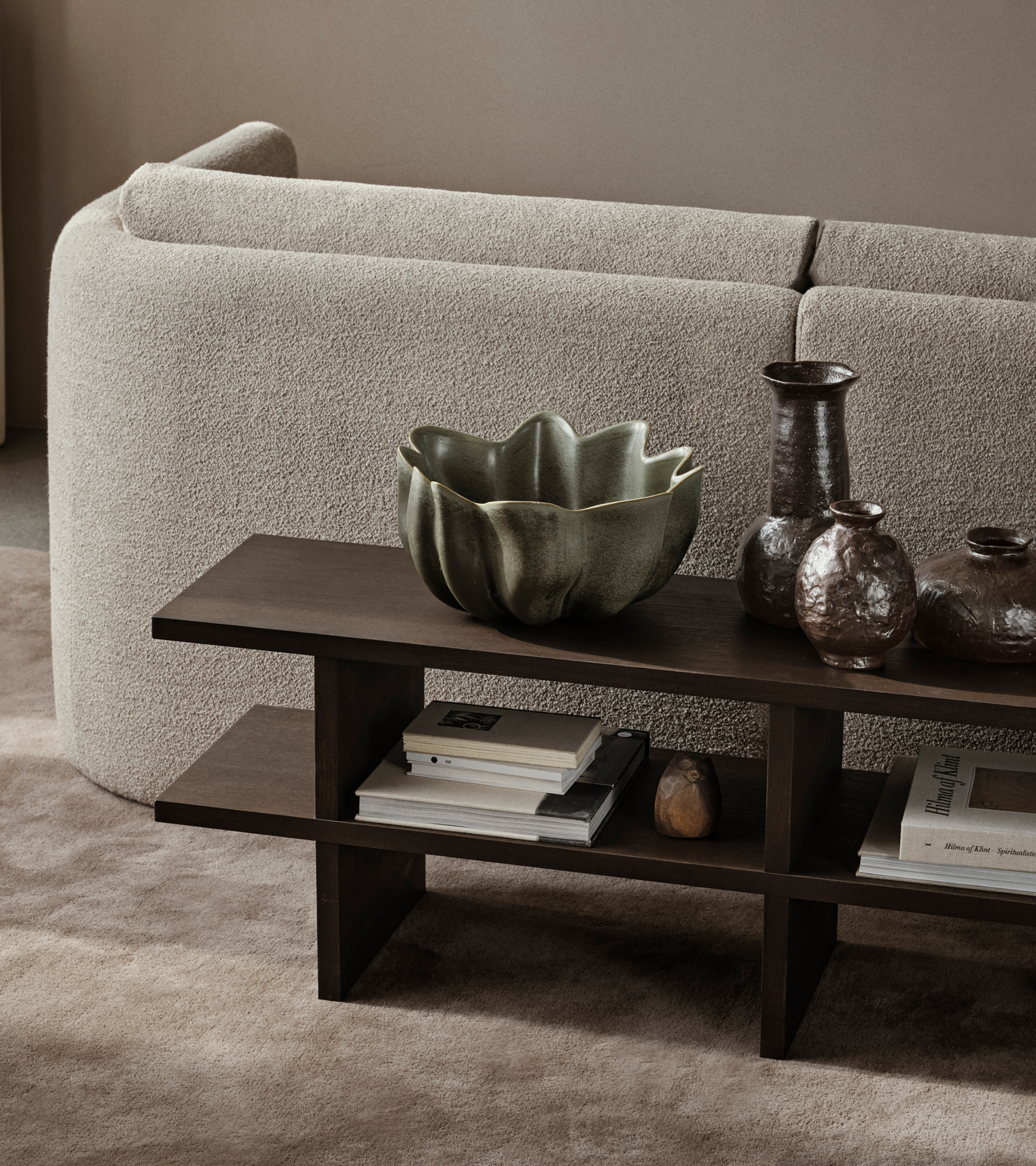 DORO dark brown vase