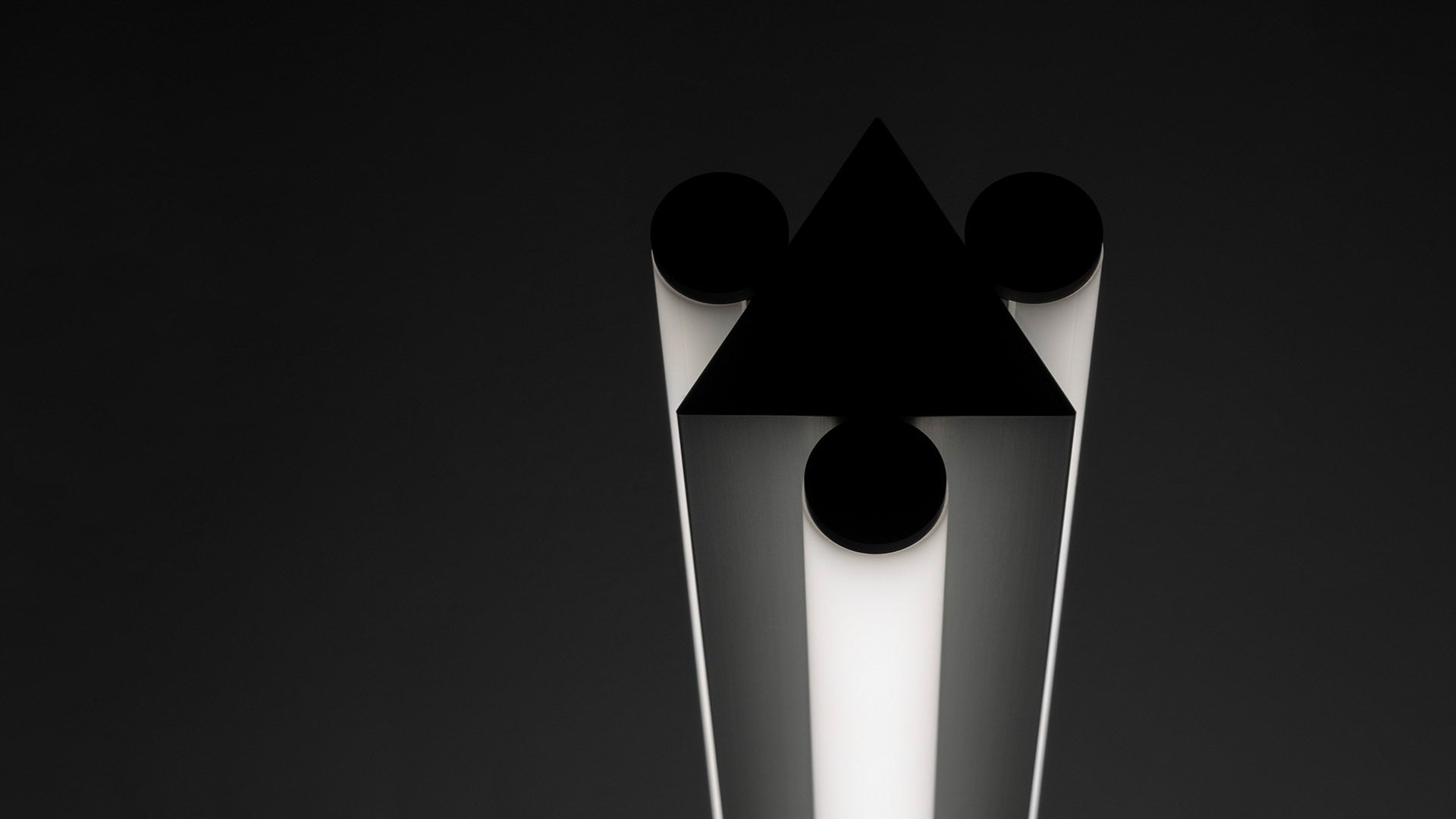 Pendelleuchte DREISPITZ HORIZONTAL schwarz