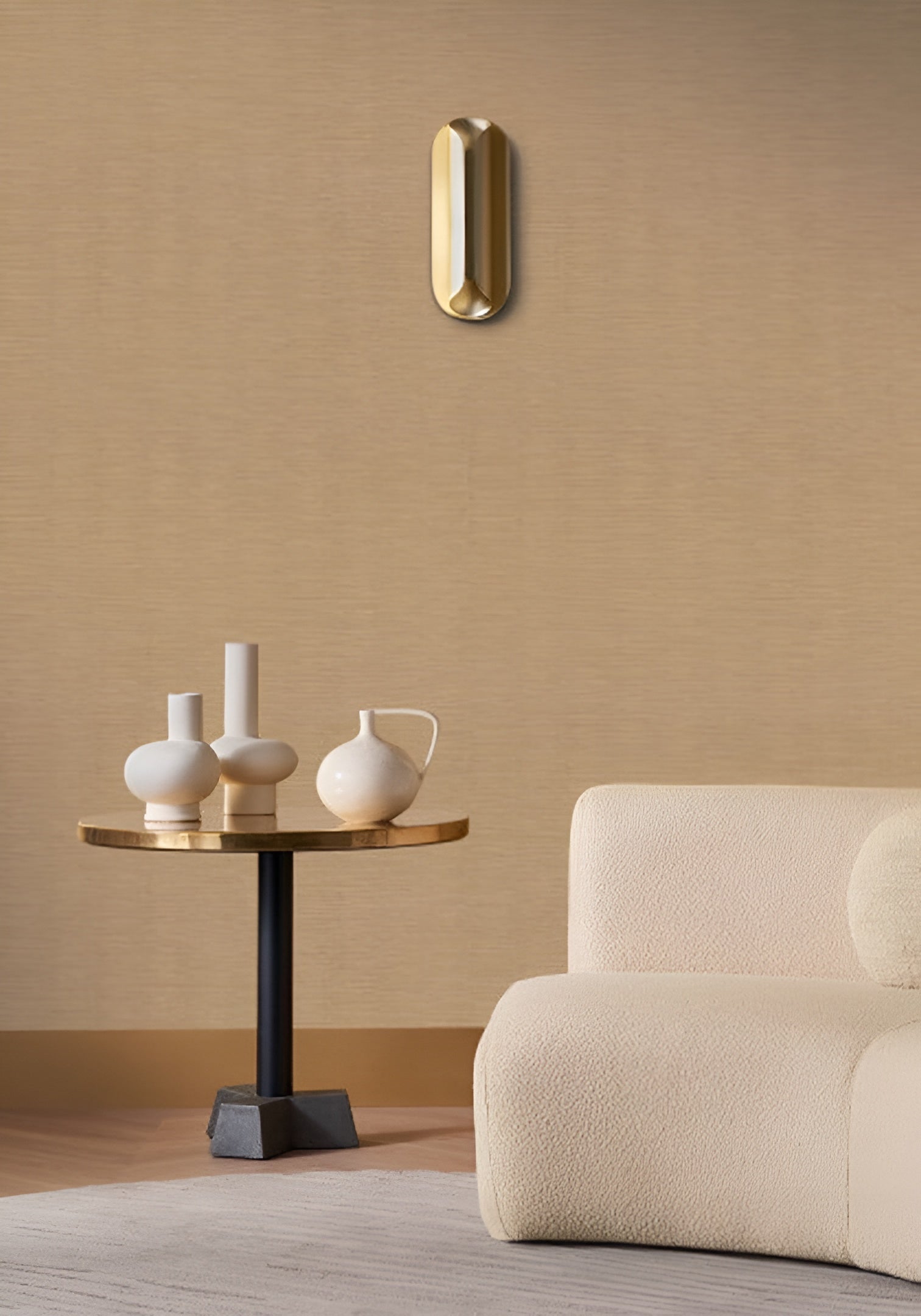 Metallisch strukturierte Tapete mit Streifen PLATINUM in gedämpftem Grün