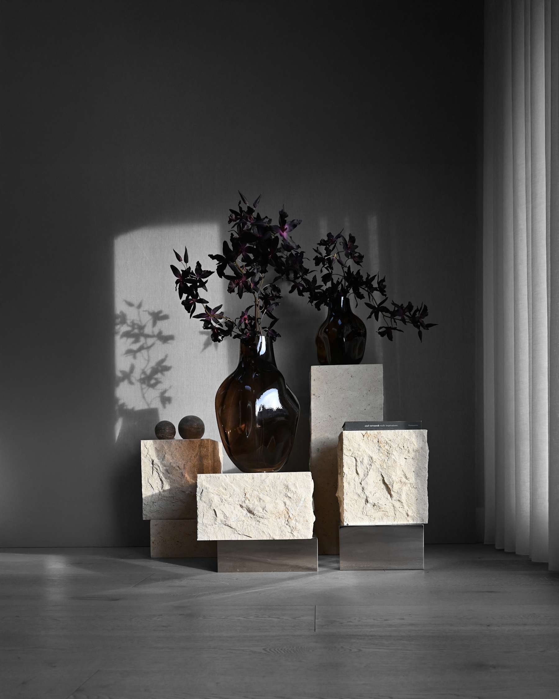 TEMPLE limestone coffee table with a silver base