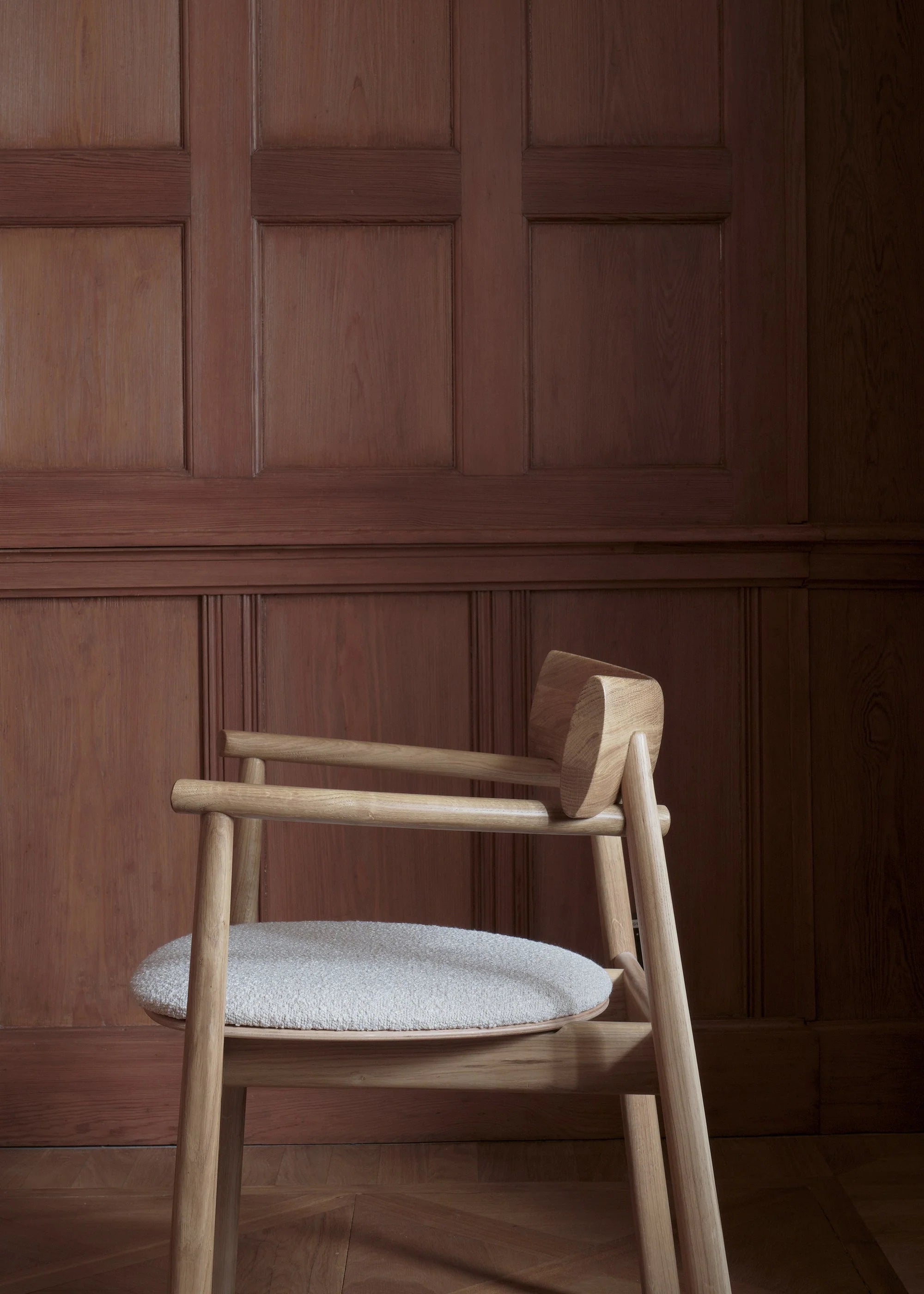 ELIPSA SOFT Chair in Oak Wood and Sandy Boucle