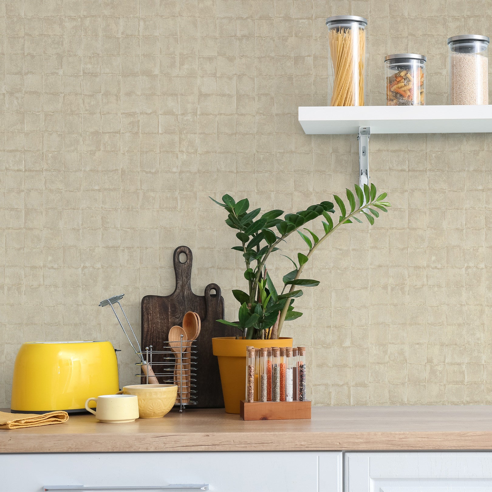 Strukturierte Tapete, die Fliesen imitiert FAENZA - SABLE beige