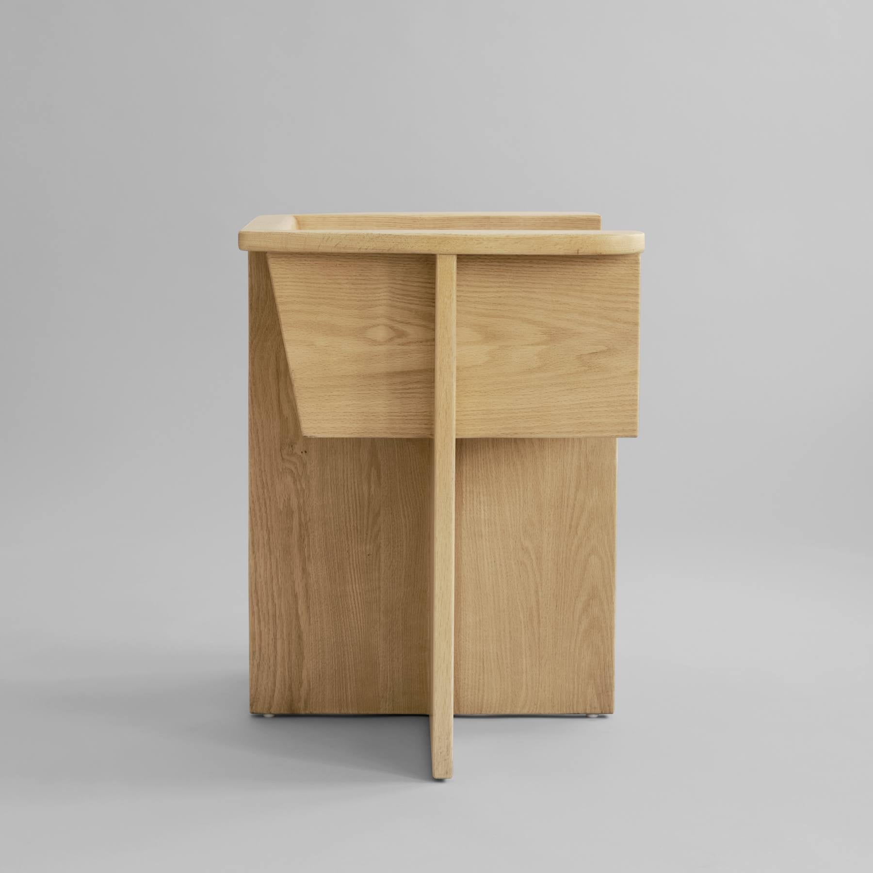 BRUTUS Stuhl aus Eiche