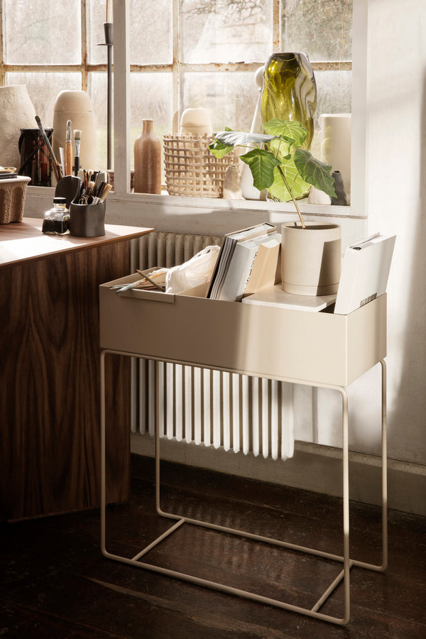 Plant Box black console