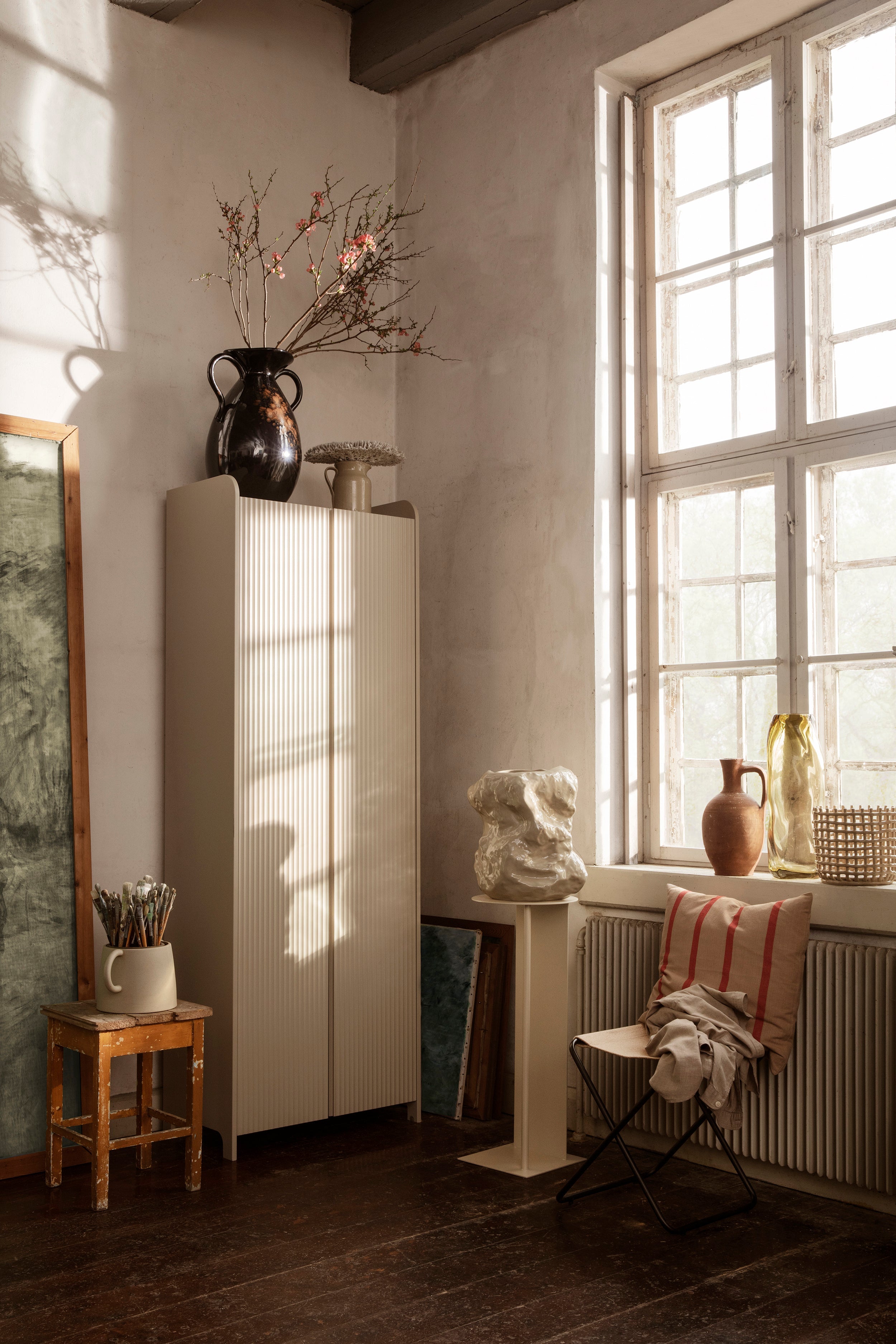 Keramische mand beige