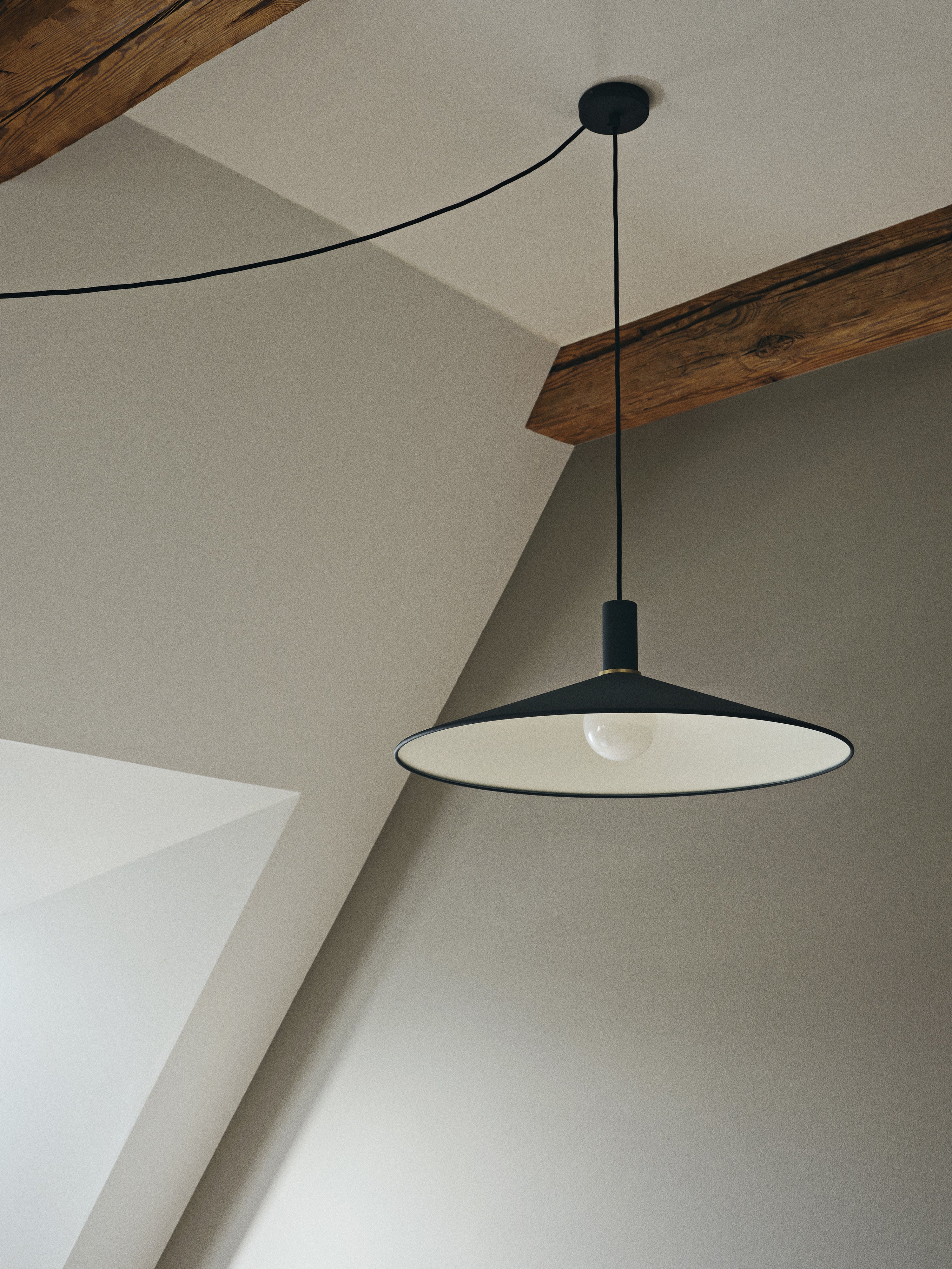 Abażur COLLECT ANGLE czarny – metal, ferm LIVING