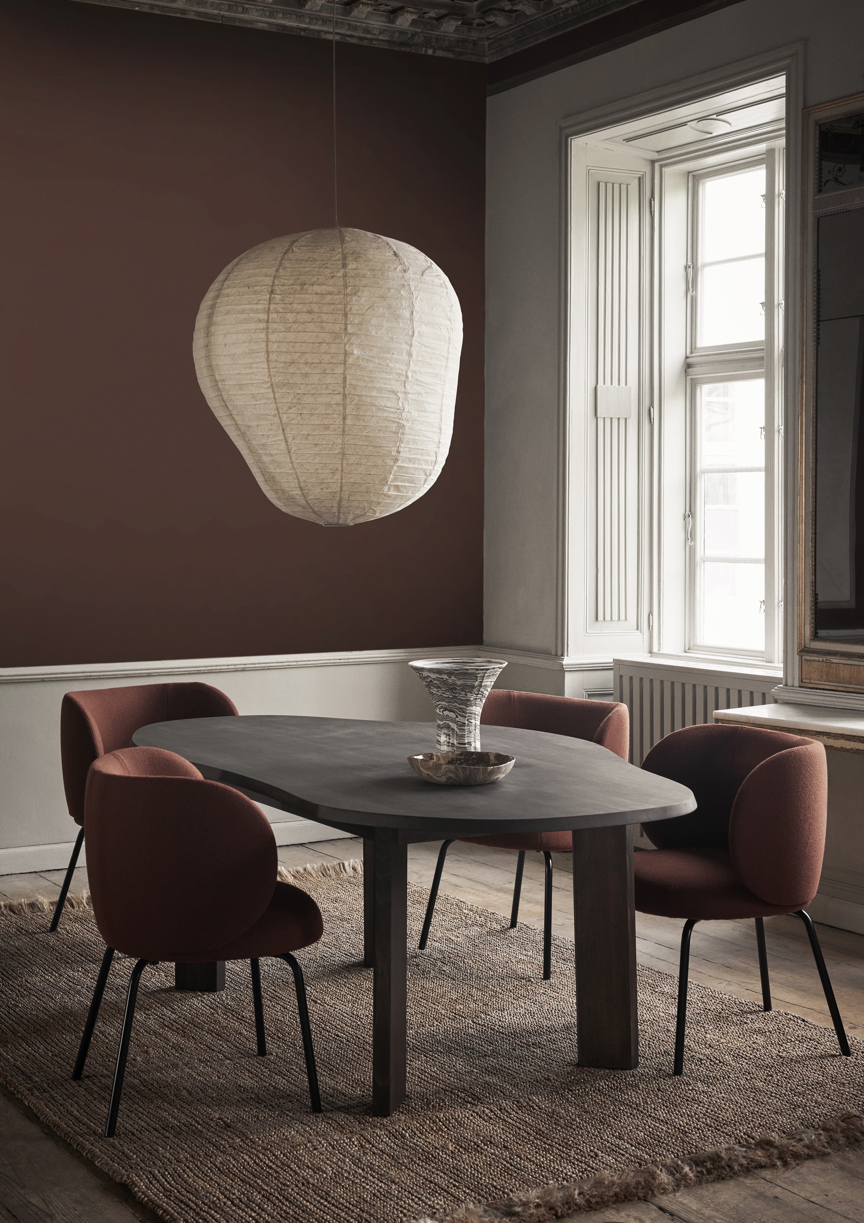 TARN tafel donker beukenhout