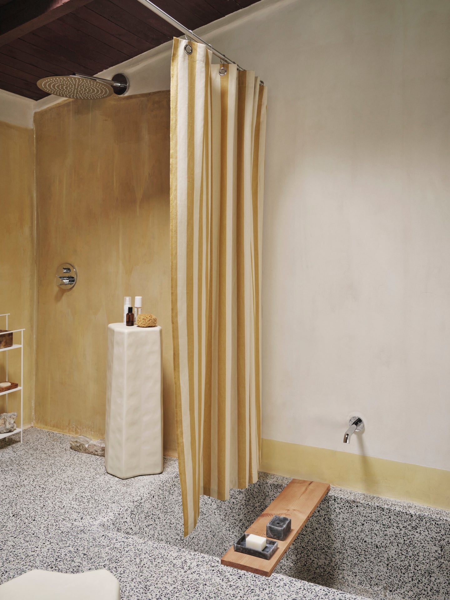 Zijtafel STAFFA gebroken wit