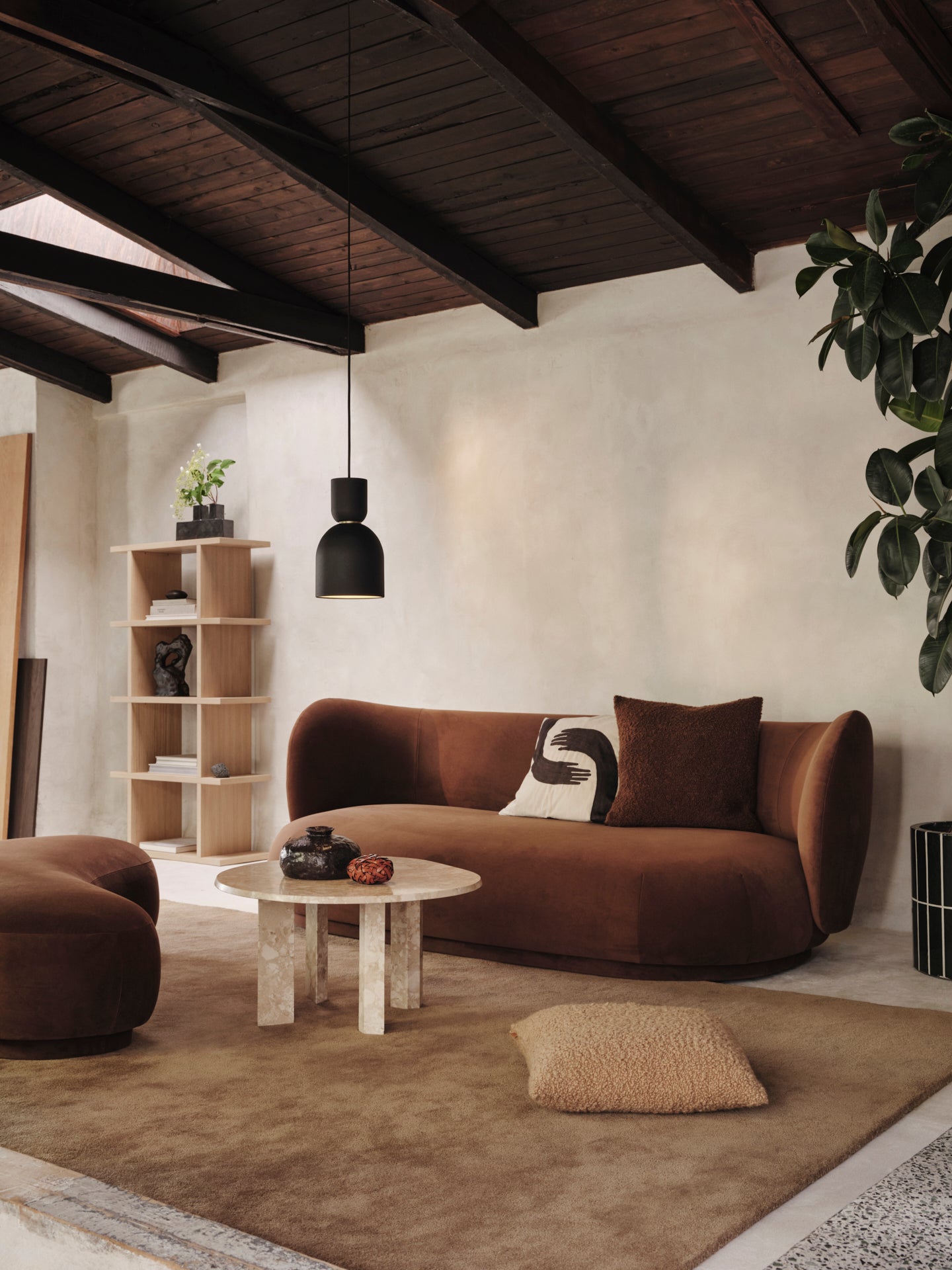Rico Lounge reiches Samtsofa Brown