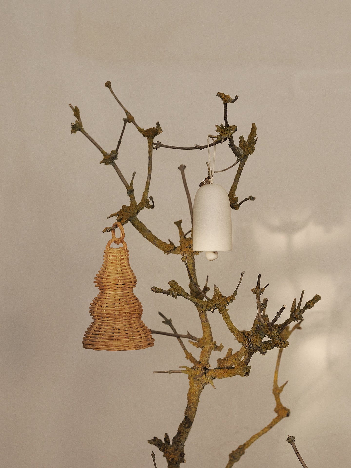 Christmas Bell Ceramic Set white with gold