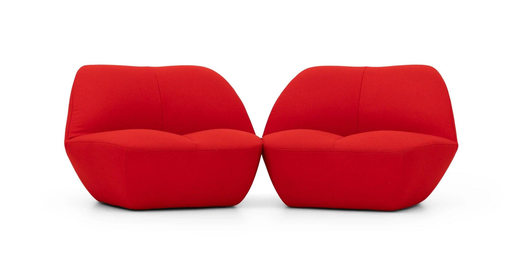 Fotel KISSS tapicerowany – Moooi