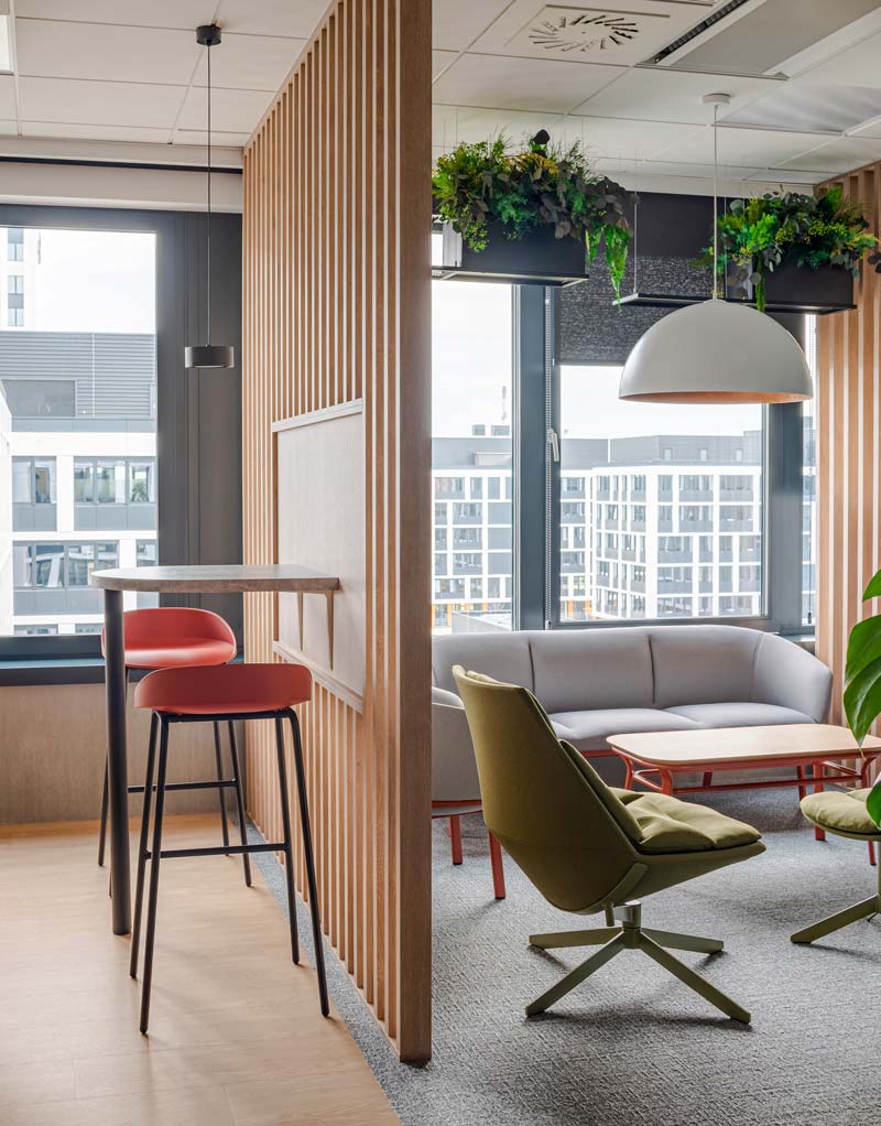 GRACE tafel met metalen basis