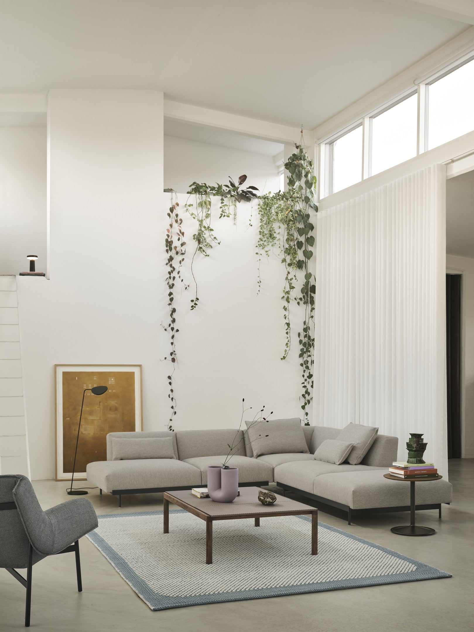Couchtisch COUPLE taupe met een donkere eiken basis
