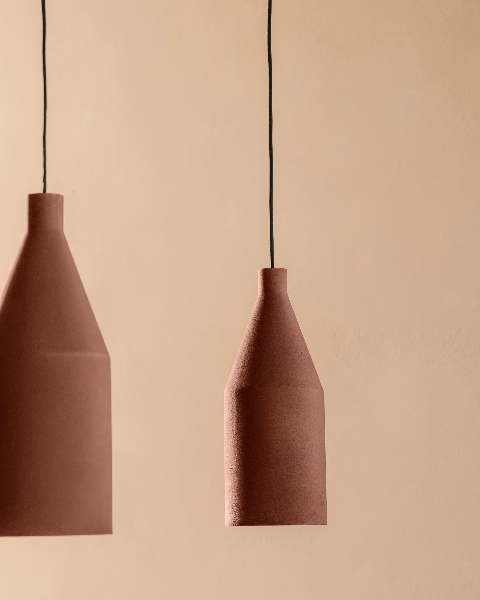 Lampa wisząca PERALTA terakotowy – styl nowoczesny