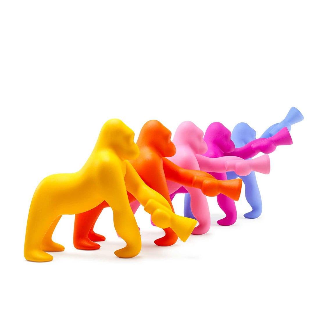 Lampa stołowa KONG fuksja Qeeboo    Eye on Design