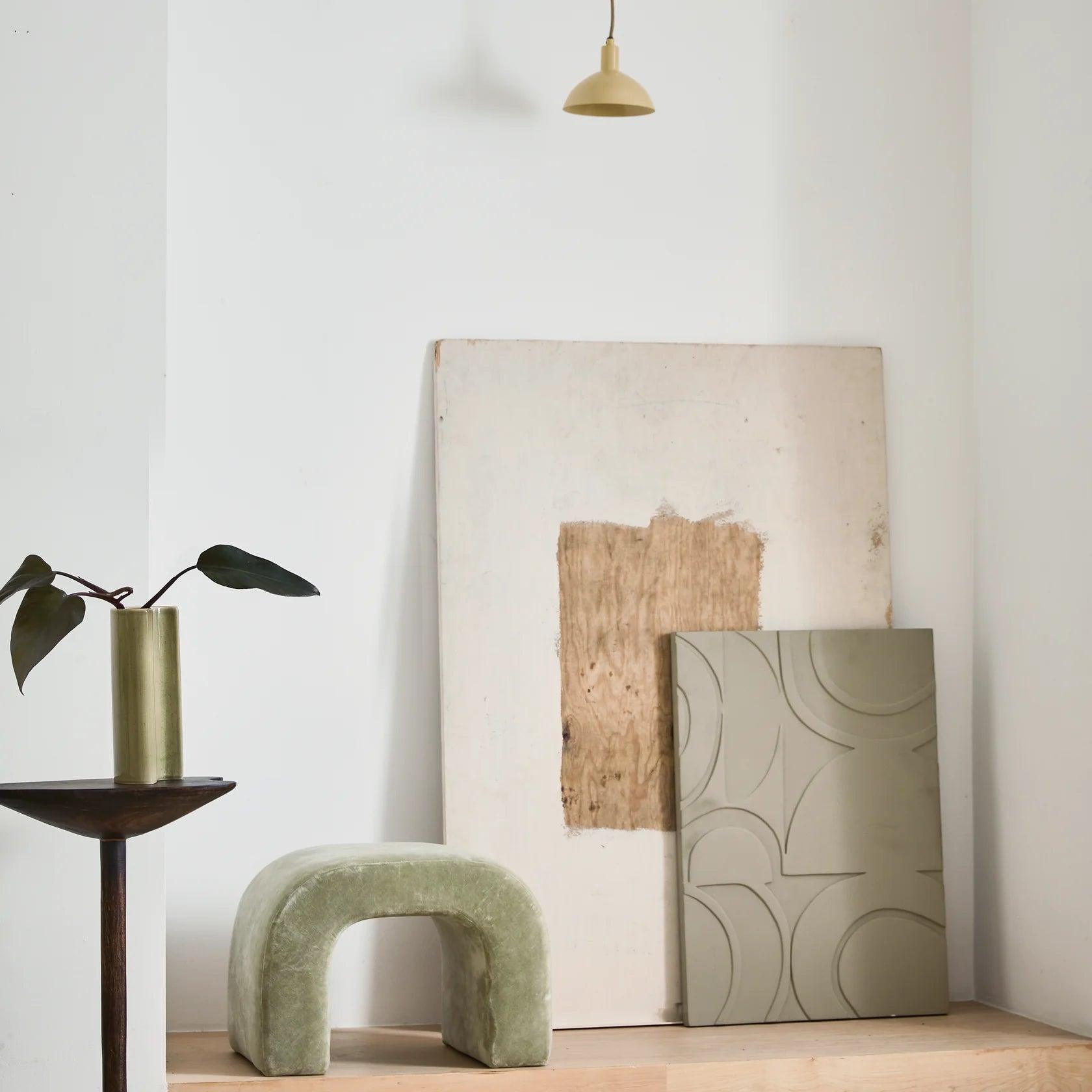 Lampka wisząca SUNA biszkoptowy Urban Nature Culture    Eye on Design