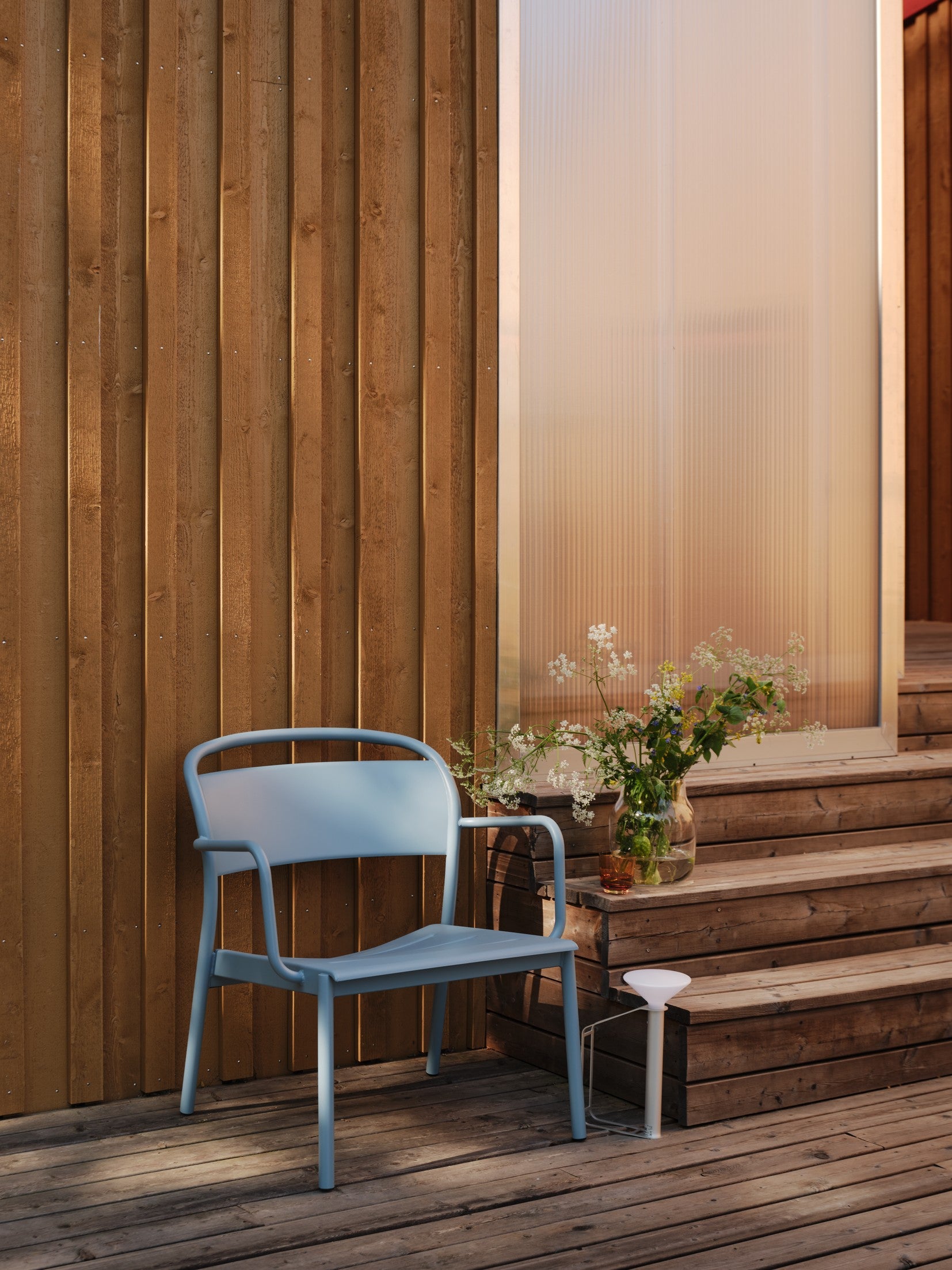 LINEAR Outdoor Armchair Blue Steel