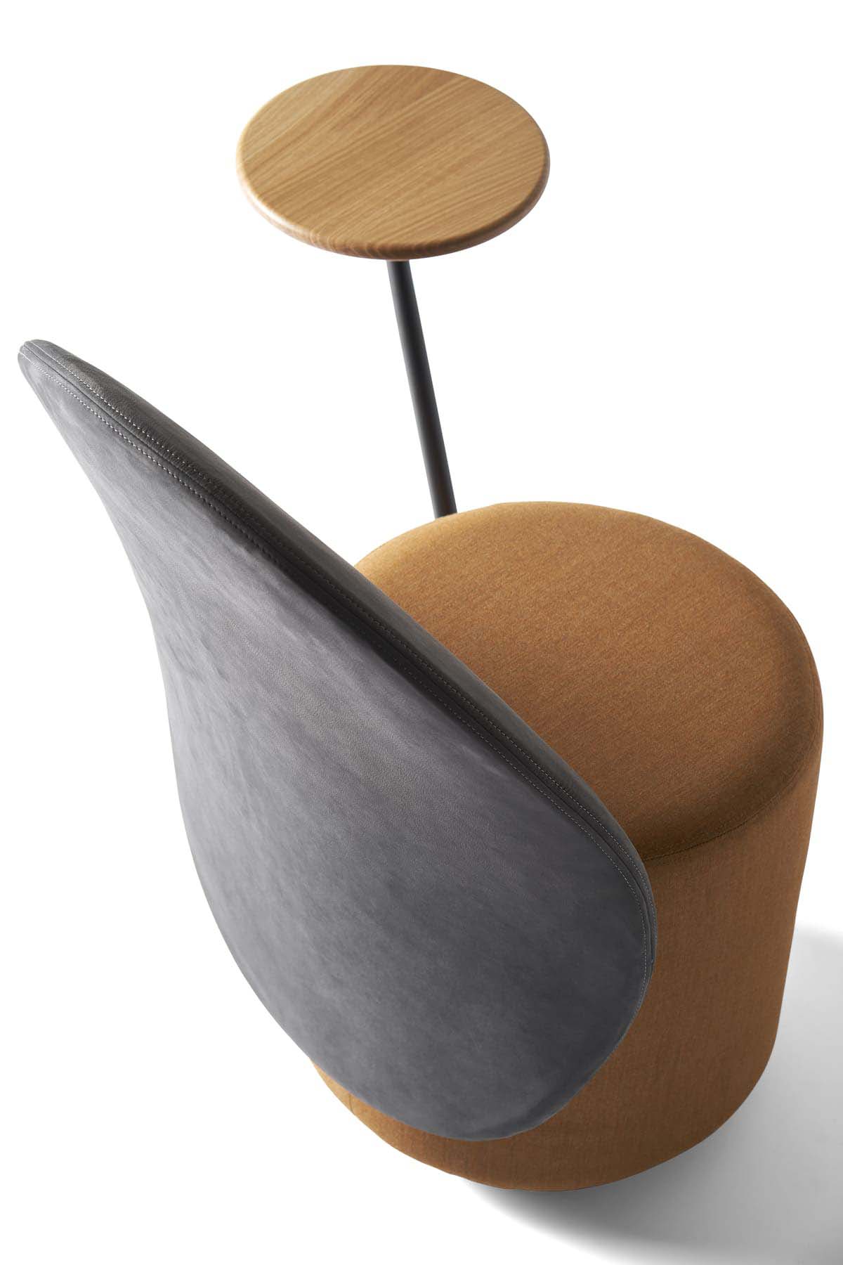 Polsterstuhl mit Tisch LOOMI