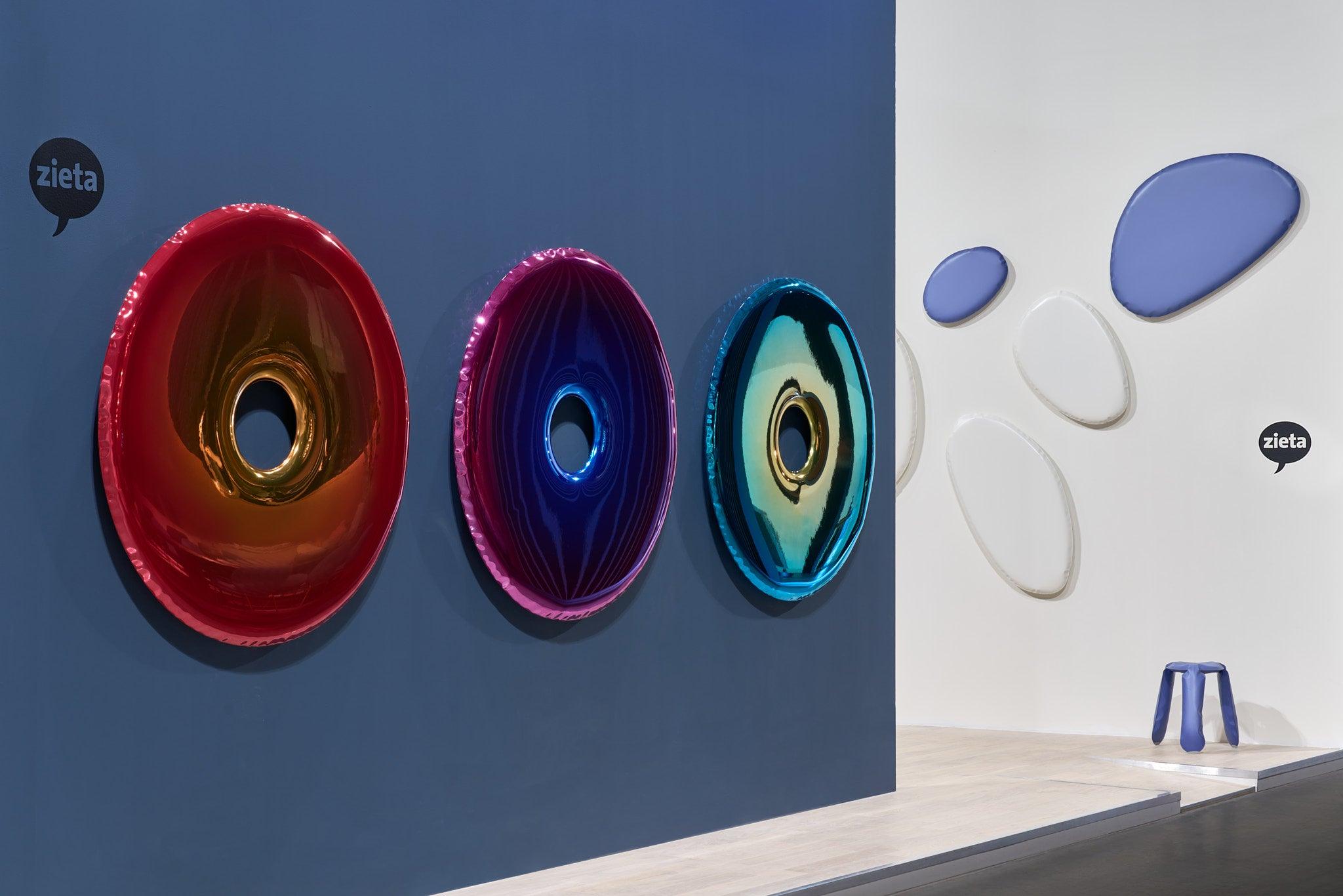 Lustro TAFLA O cotton candy niebieski mat Zieta Studio    Eye on Design