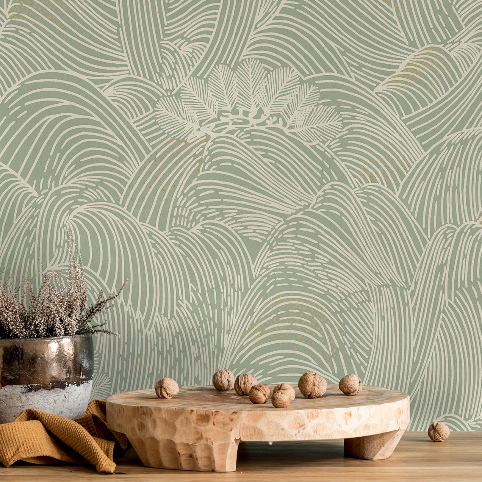 Structural wallpaper with an abstract wave pattern MARÉE HAUTE - GREEN