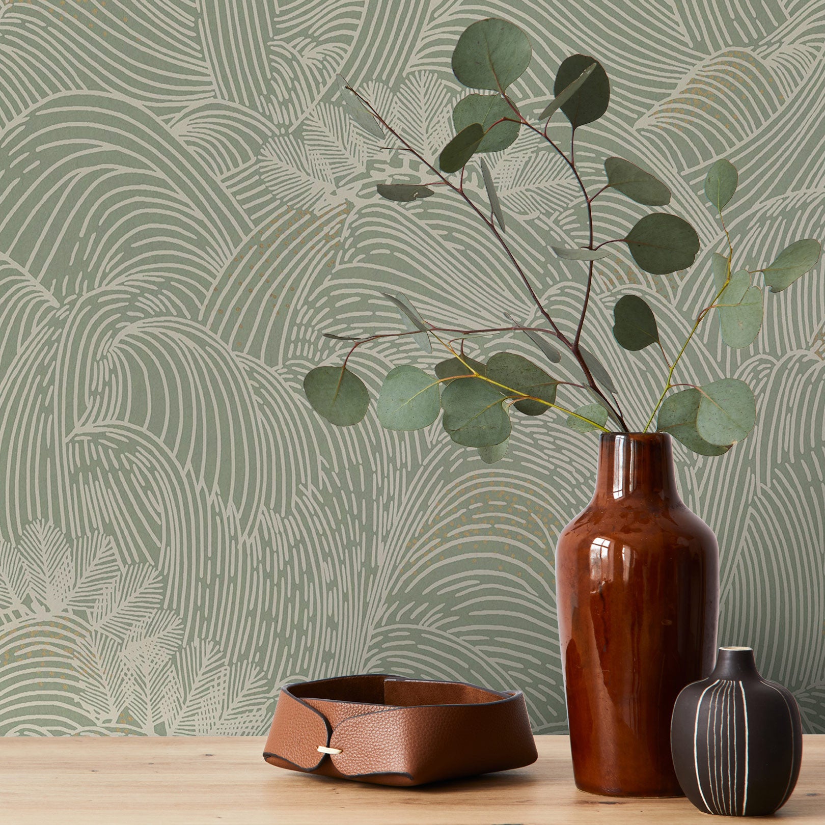 Structural wallpaper with an abstract wave pattern MARÉE HAUTE - GREEN