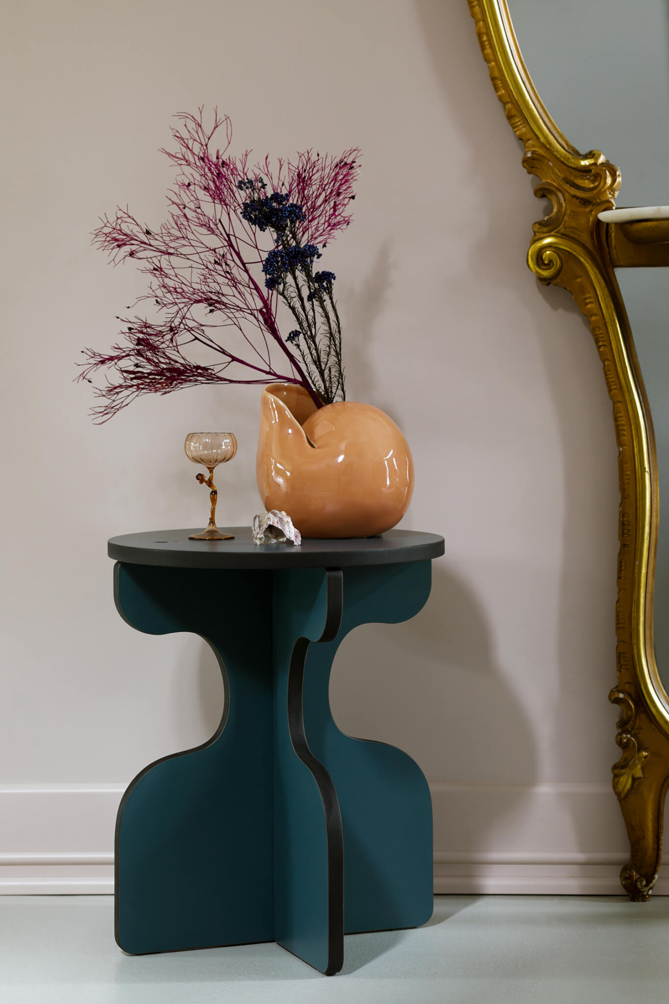 Tisch MAREE graugrün