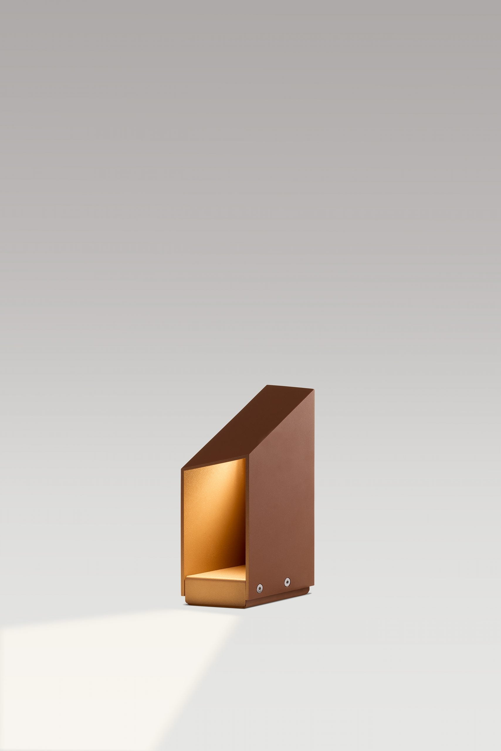 Outdoor lamp DOMUS brown