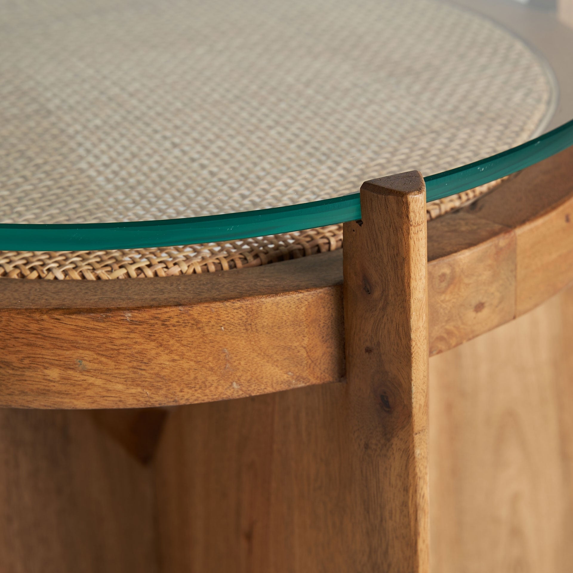 Bijzettafel RIESA mango hout met glazen blad