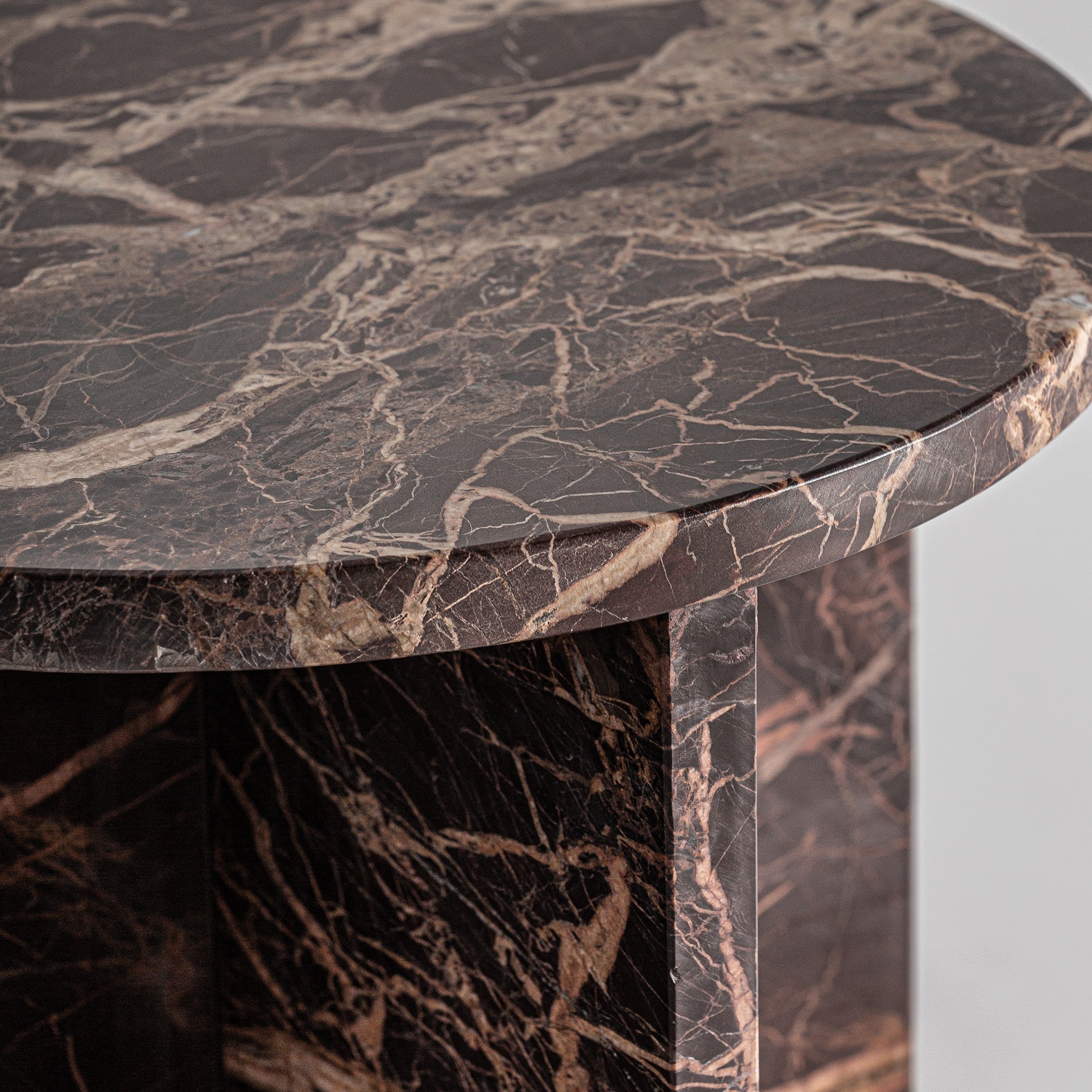 RUSKEALA Side Table in Brown Marble