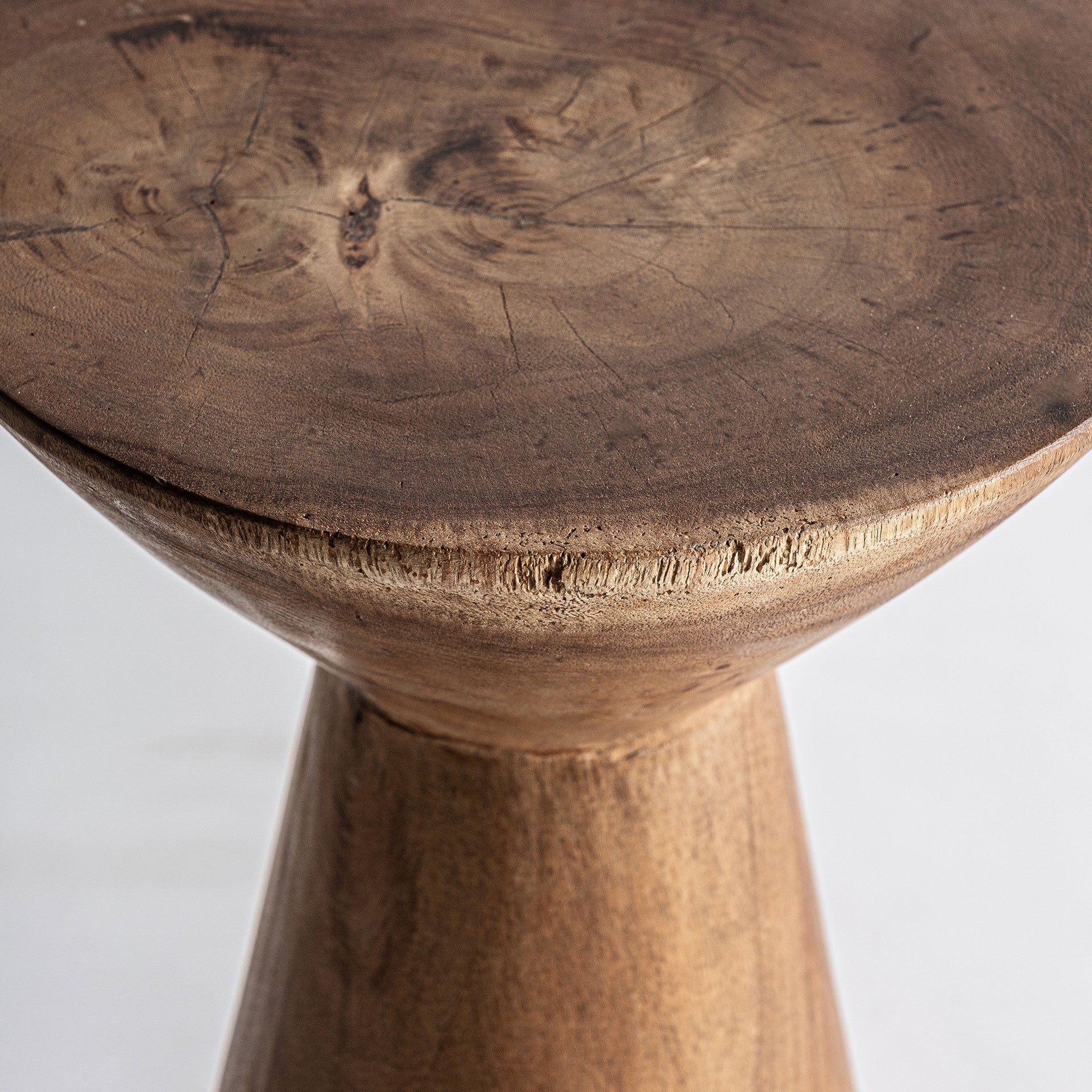 TERLANO Side Table Suar Wood