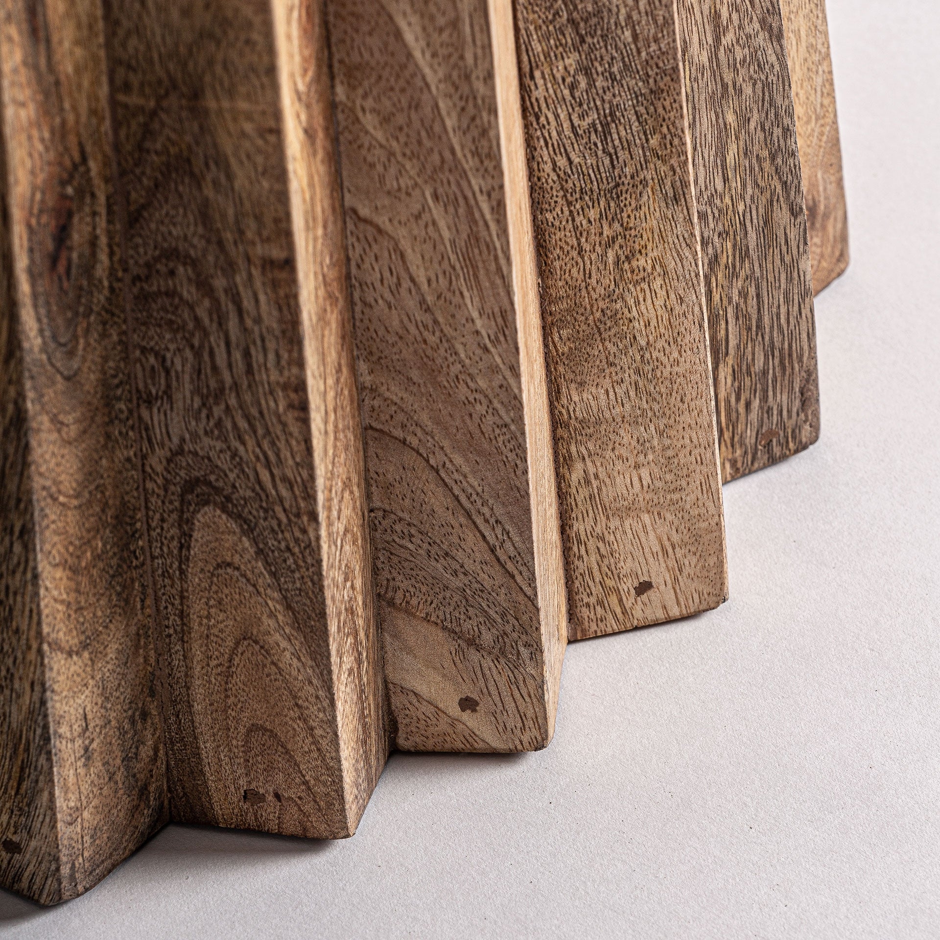 PLISSÉ Bar Table in Mango Wood with White Marble Top