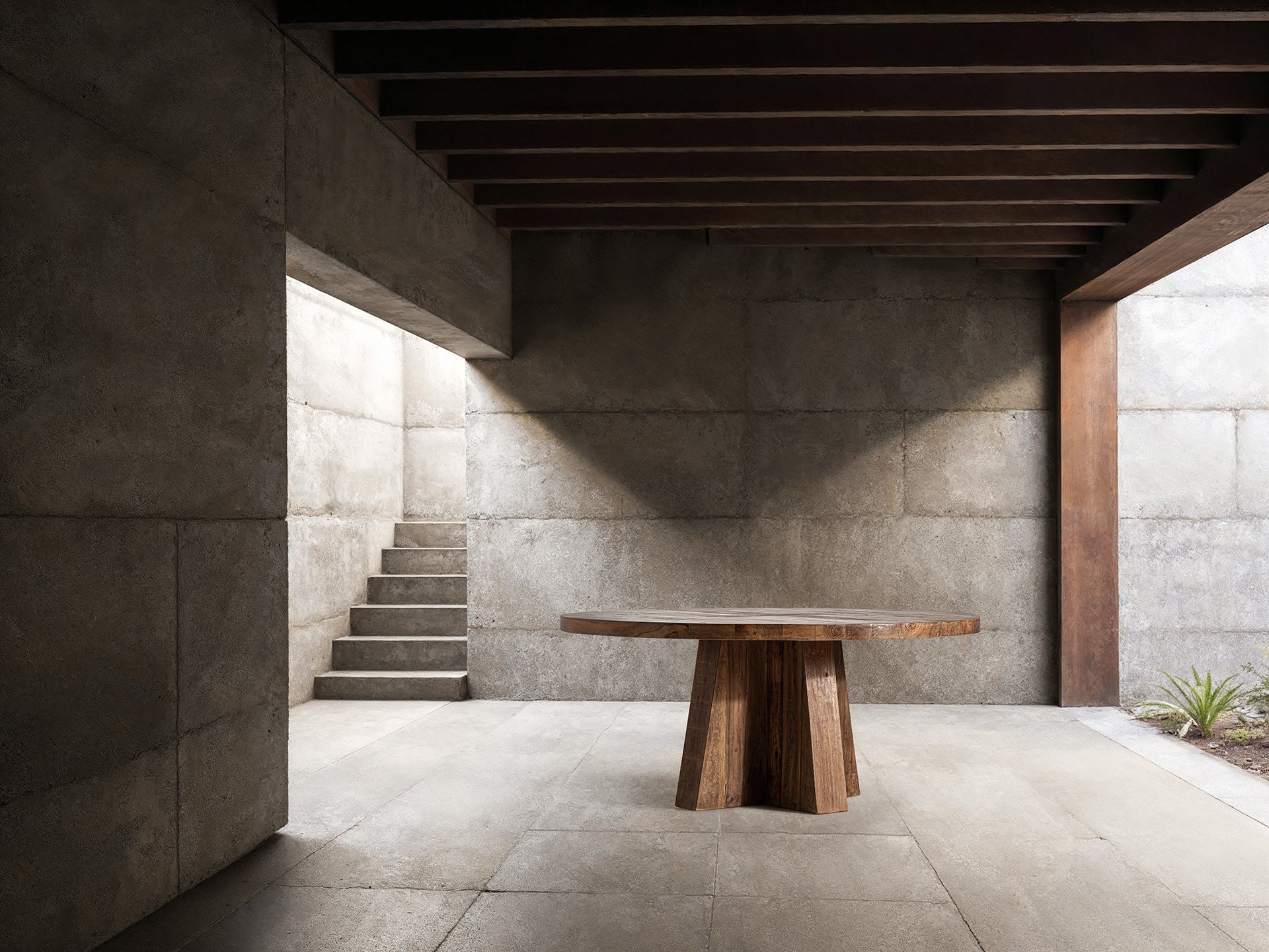 Round Table BRUTALIST Recycled Wood