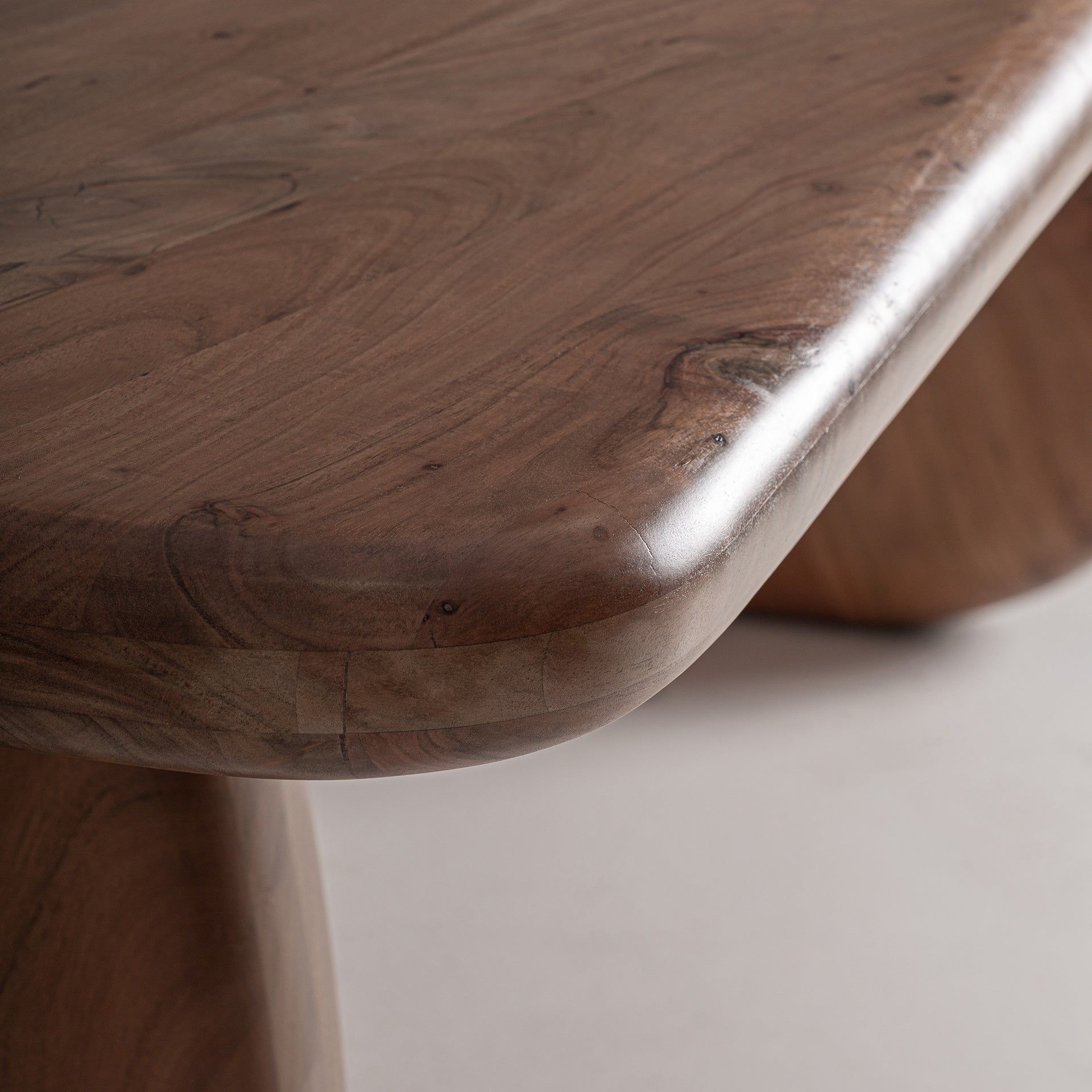 CARMAUX Table Acacia Wood