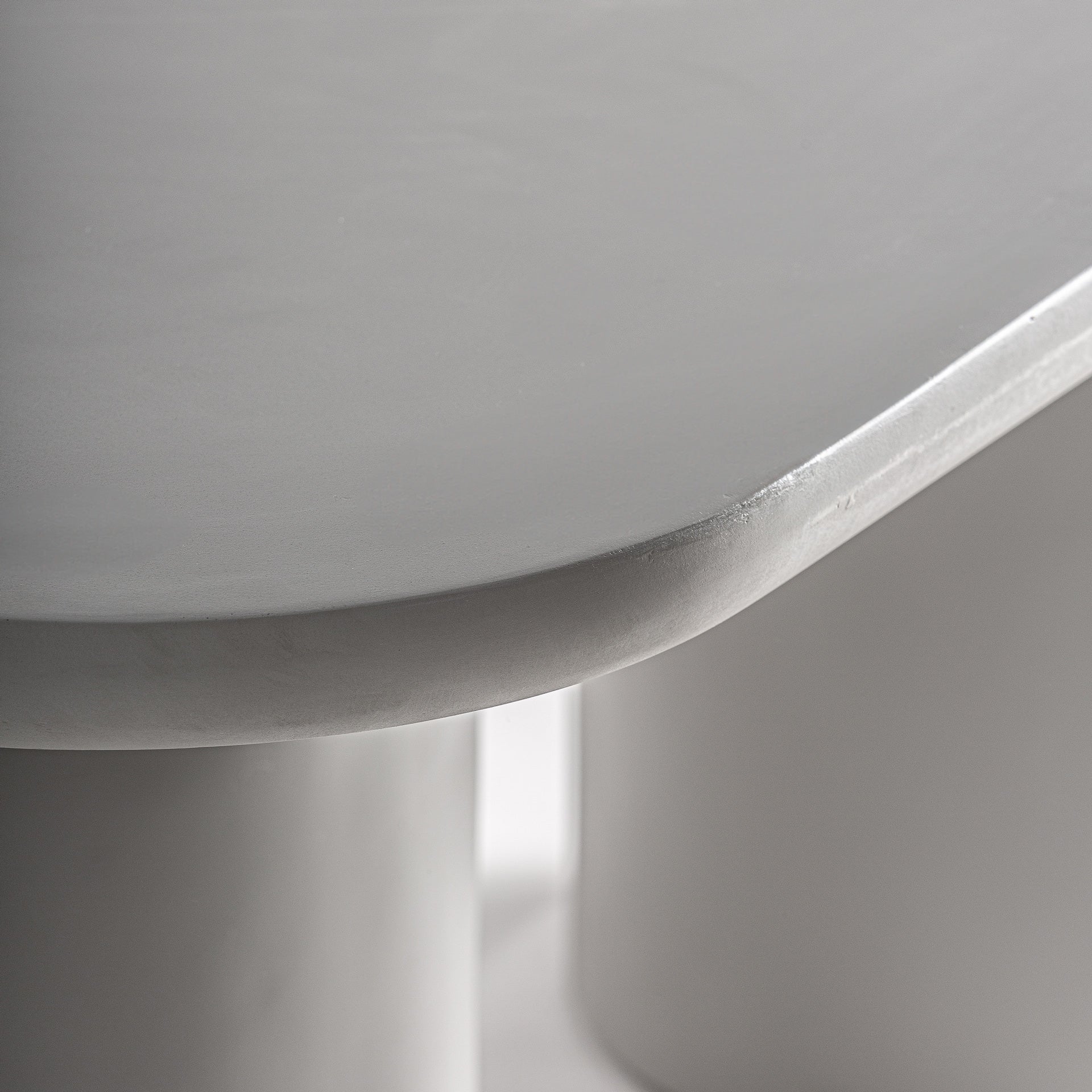 Buiten tafel FELHASENA beton