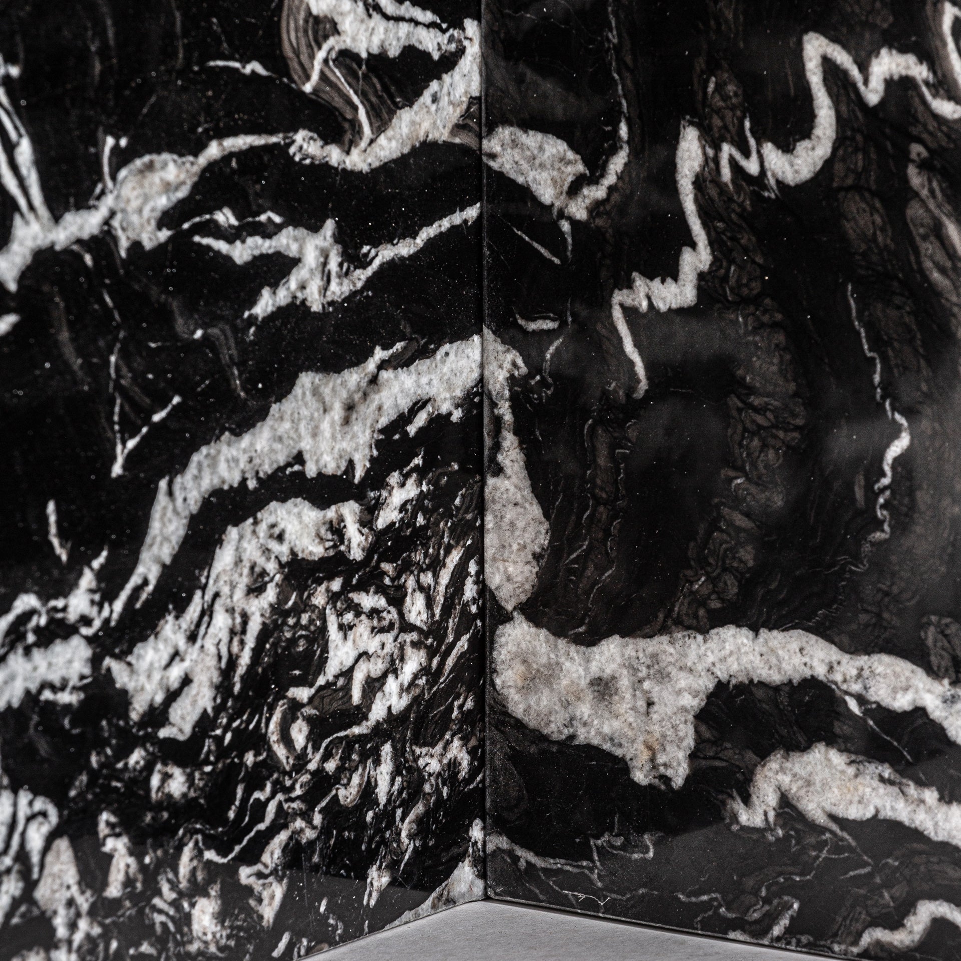 Tisch GAUTBY schwarzer Marmor