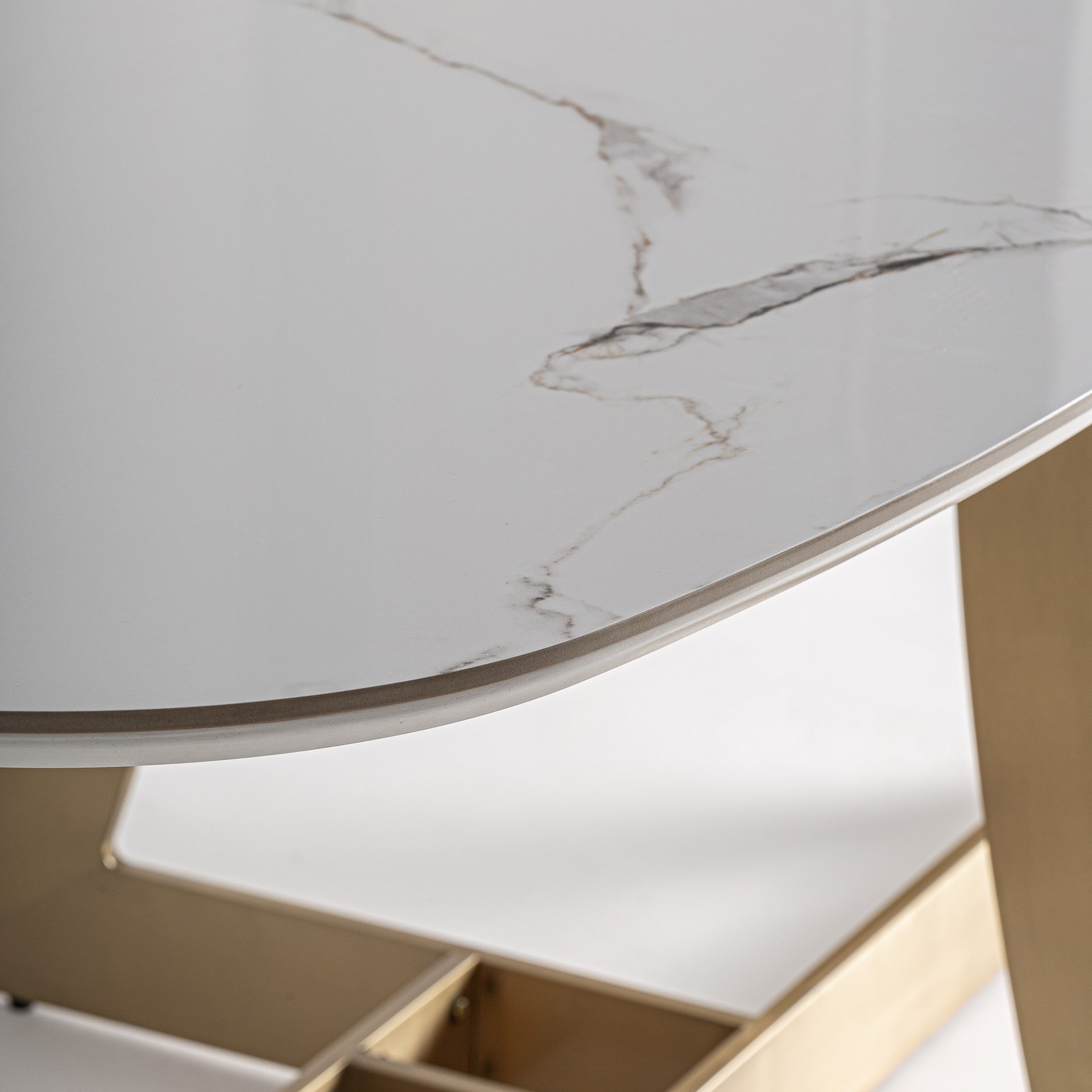 Tafel JUSSEY porselein met gouden basis